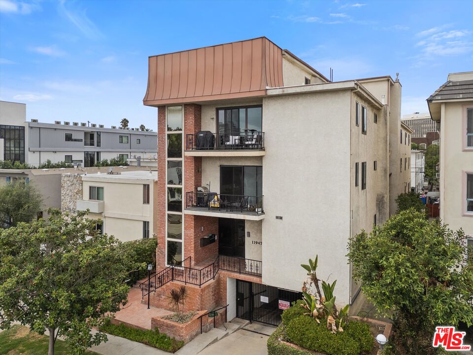 11947 Dorothy St Unit: 203