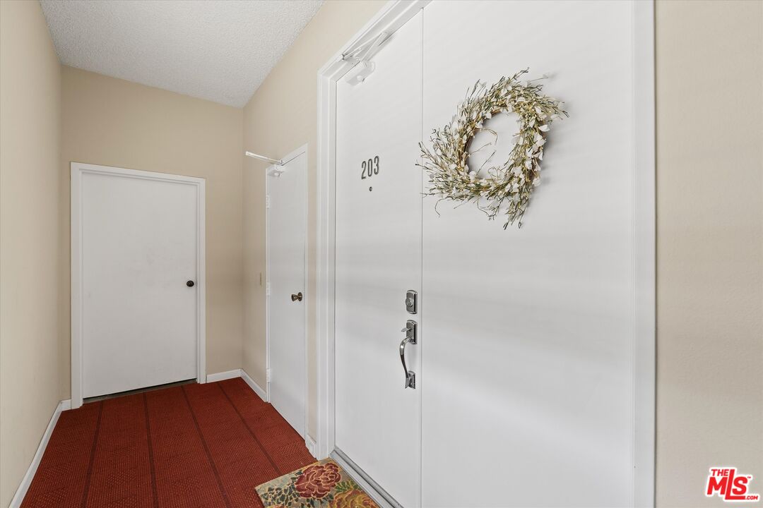 11947 Dorothy St Unit: 203