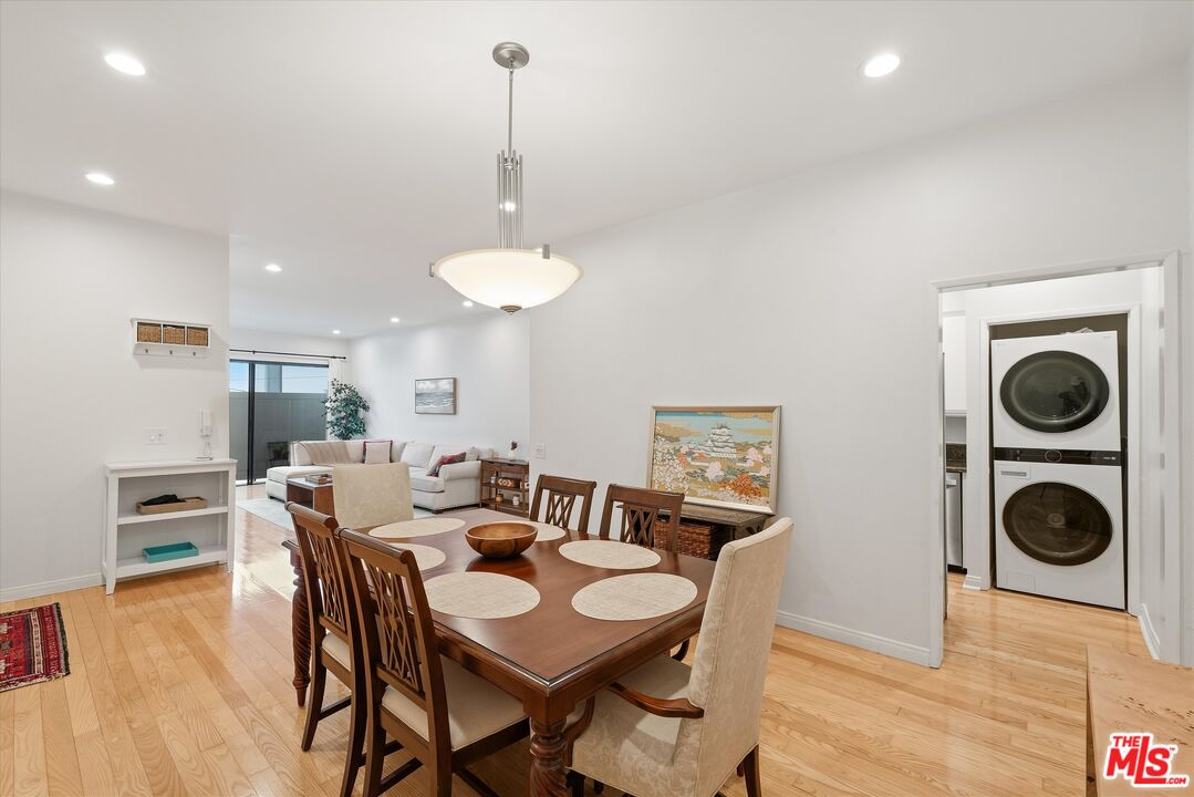 11947 Dorothy St Unit: 203