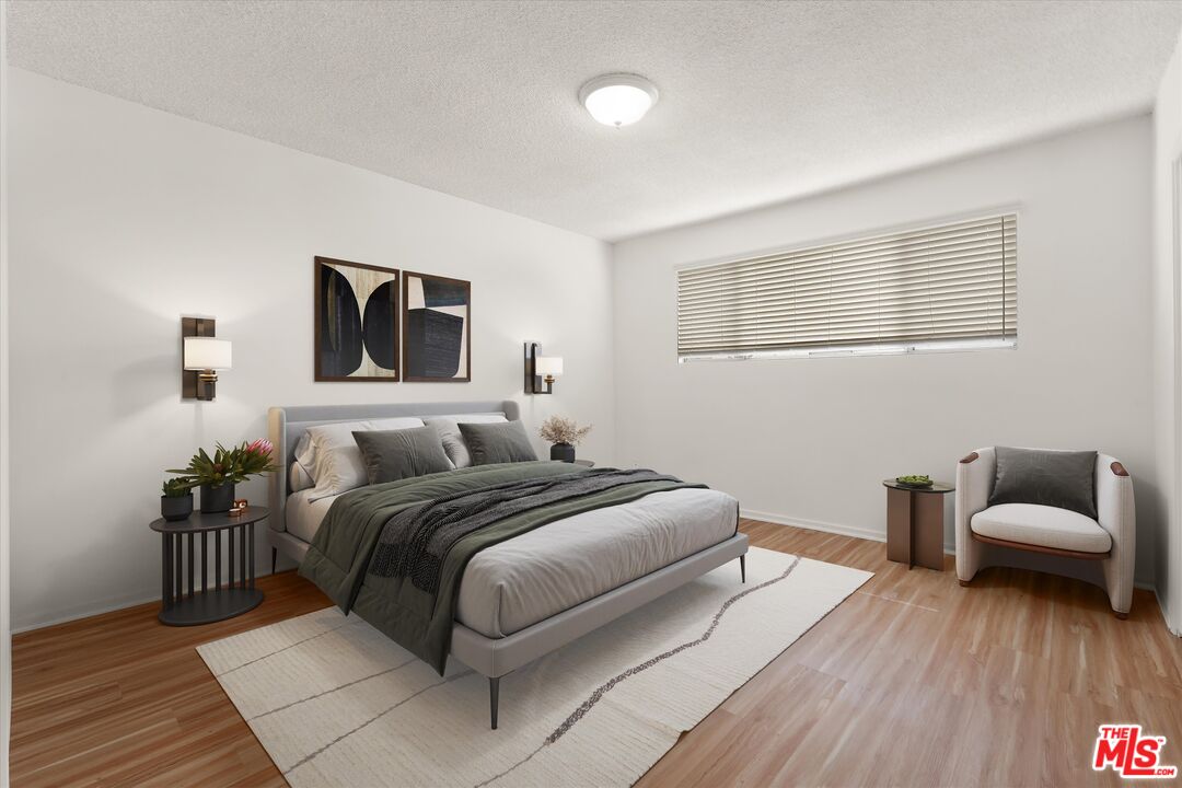 848 15th St Unit: 2
