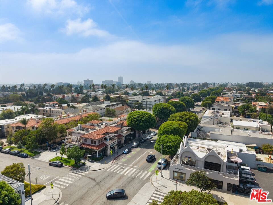 848 15th St Unit: 2