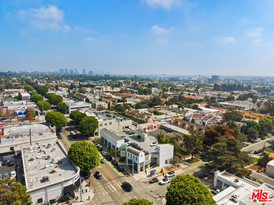 848 15th St Unit: 2