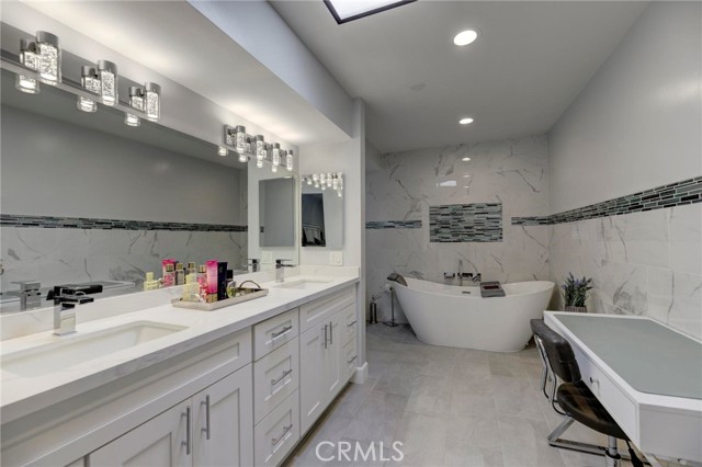 13131 Mindanao WAY Unit: 1