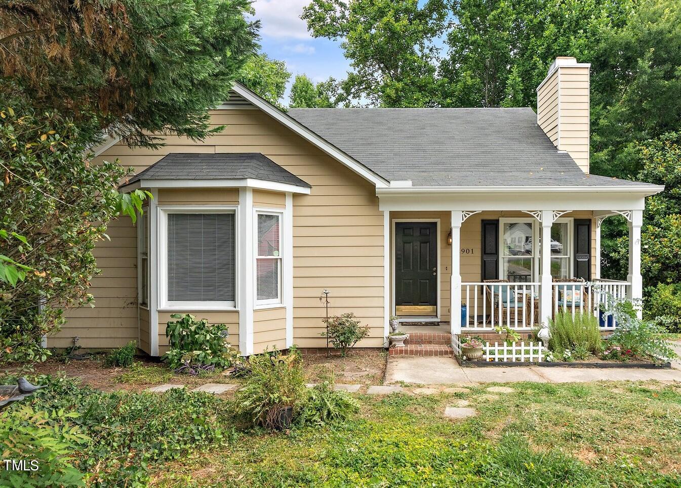 2901 Bannf Court