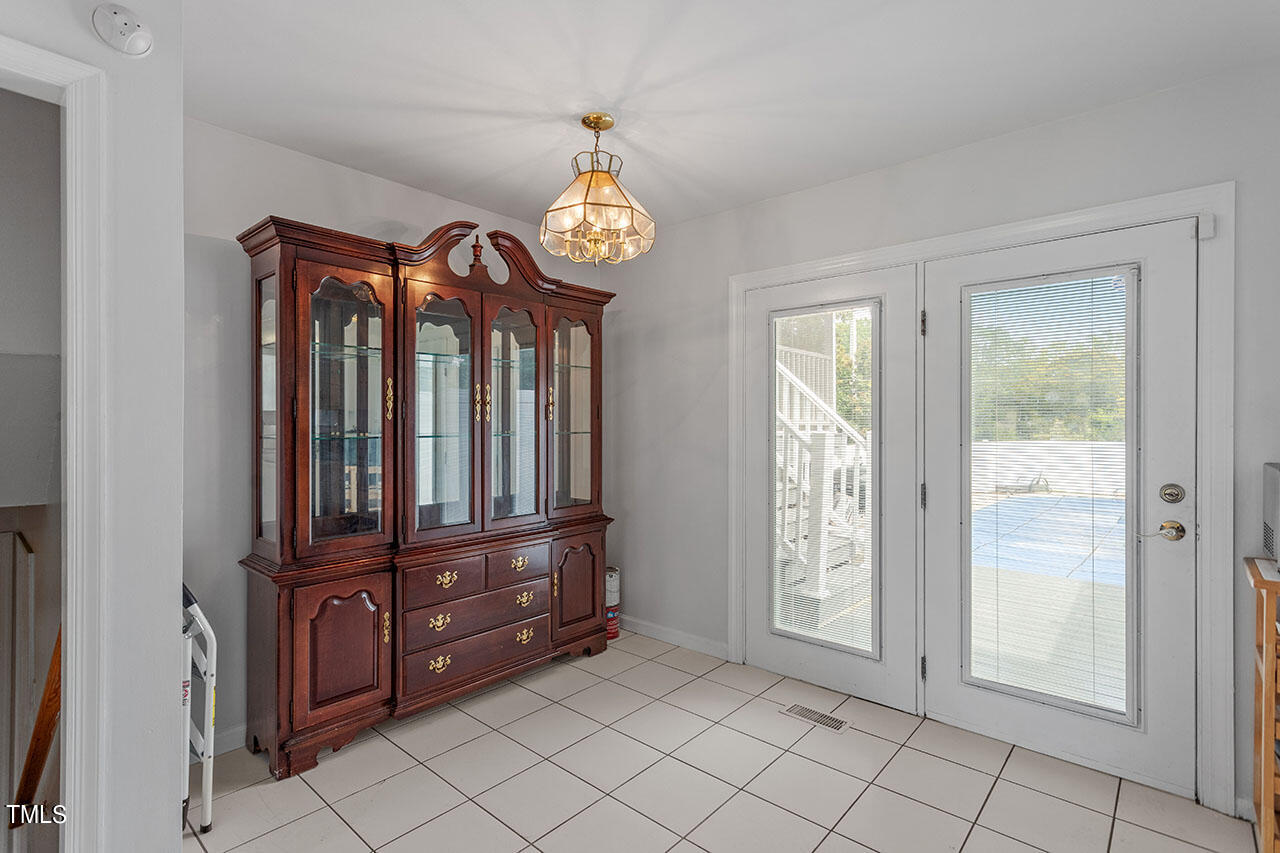 2584 Ardsley Drive