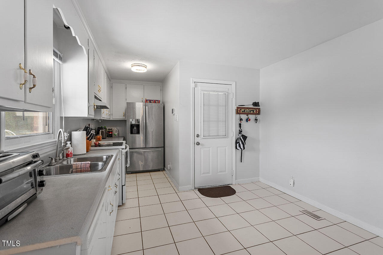 2584 Ardsley Drive