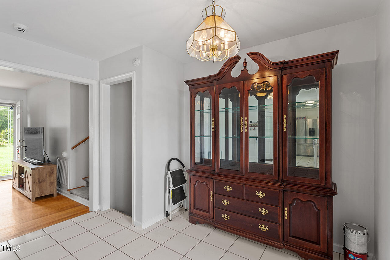 2584 Ardsley Drive