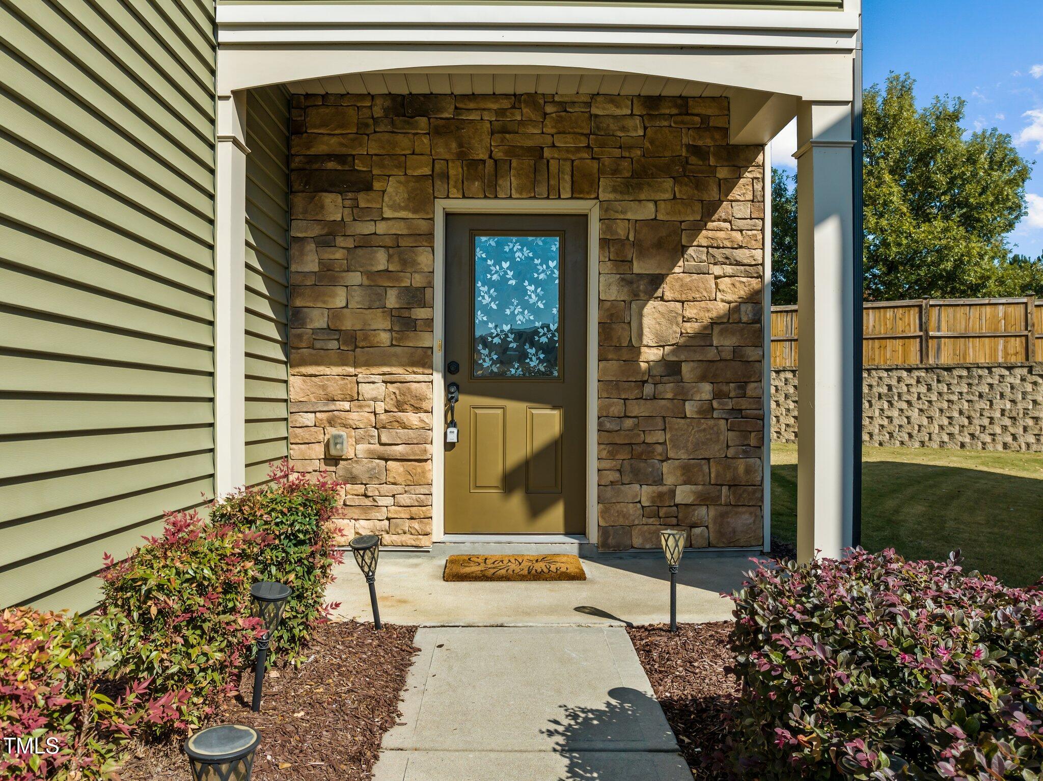 129 Brier Crossings Loop