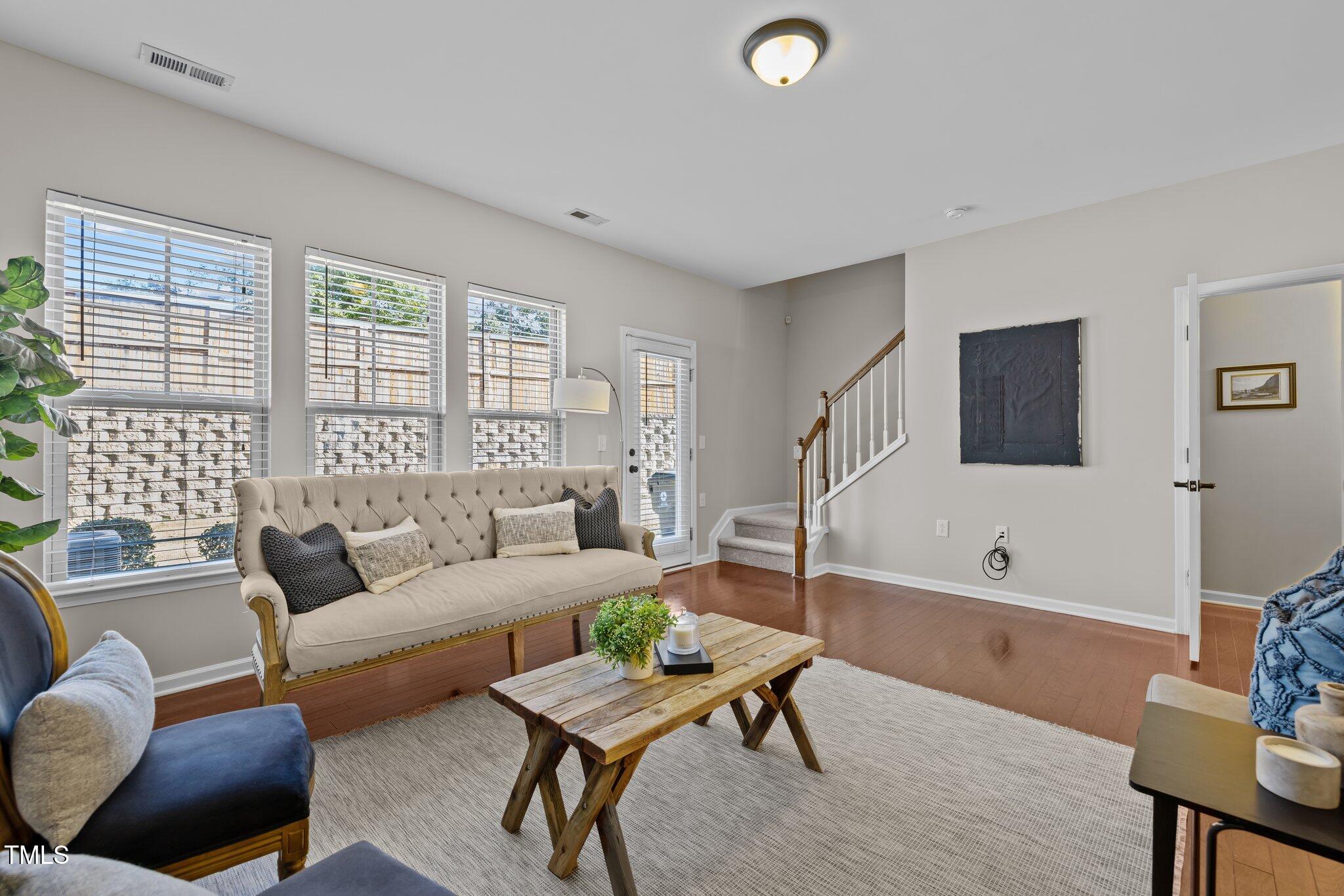 129 Brier Crossings Loop