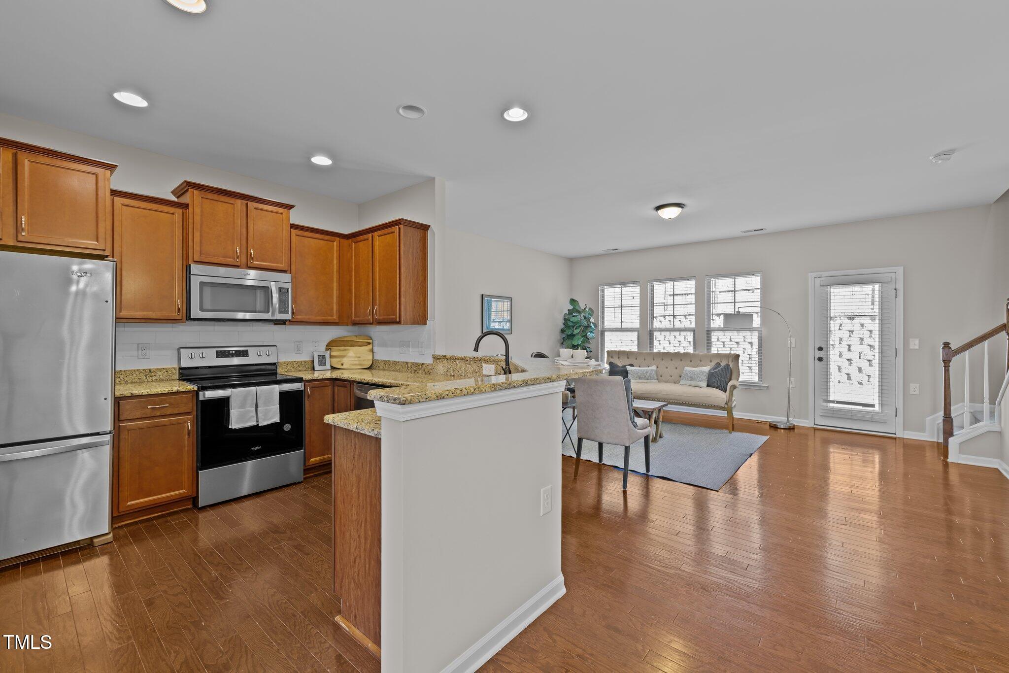 129 Brier Crossings Loop