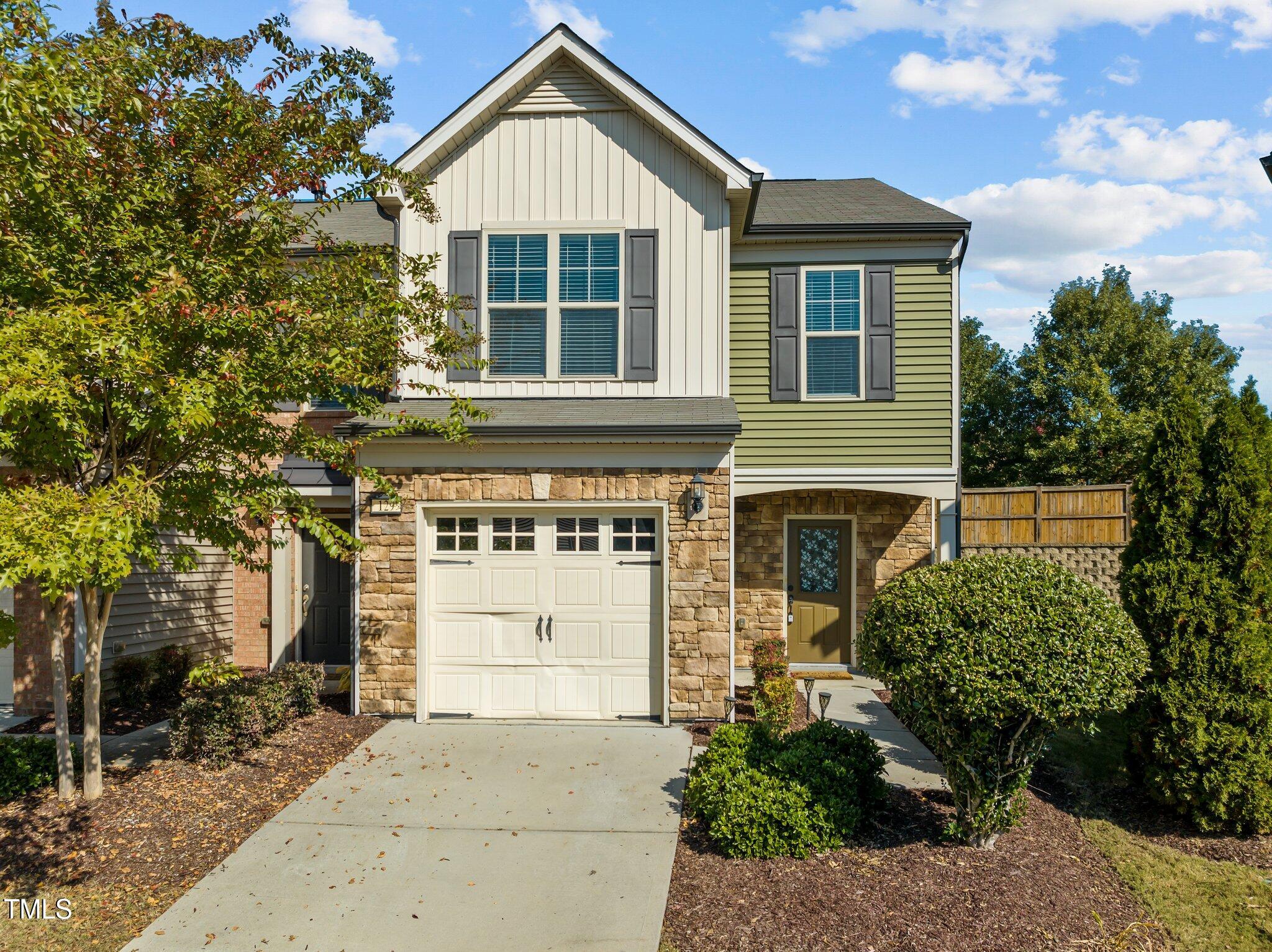 129 Brier Crossings Loop