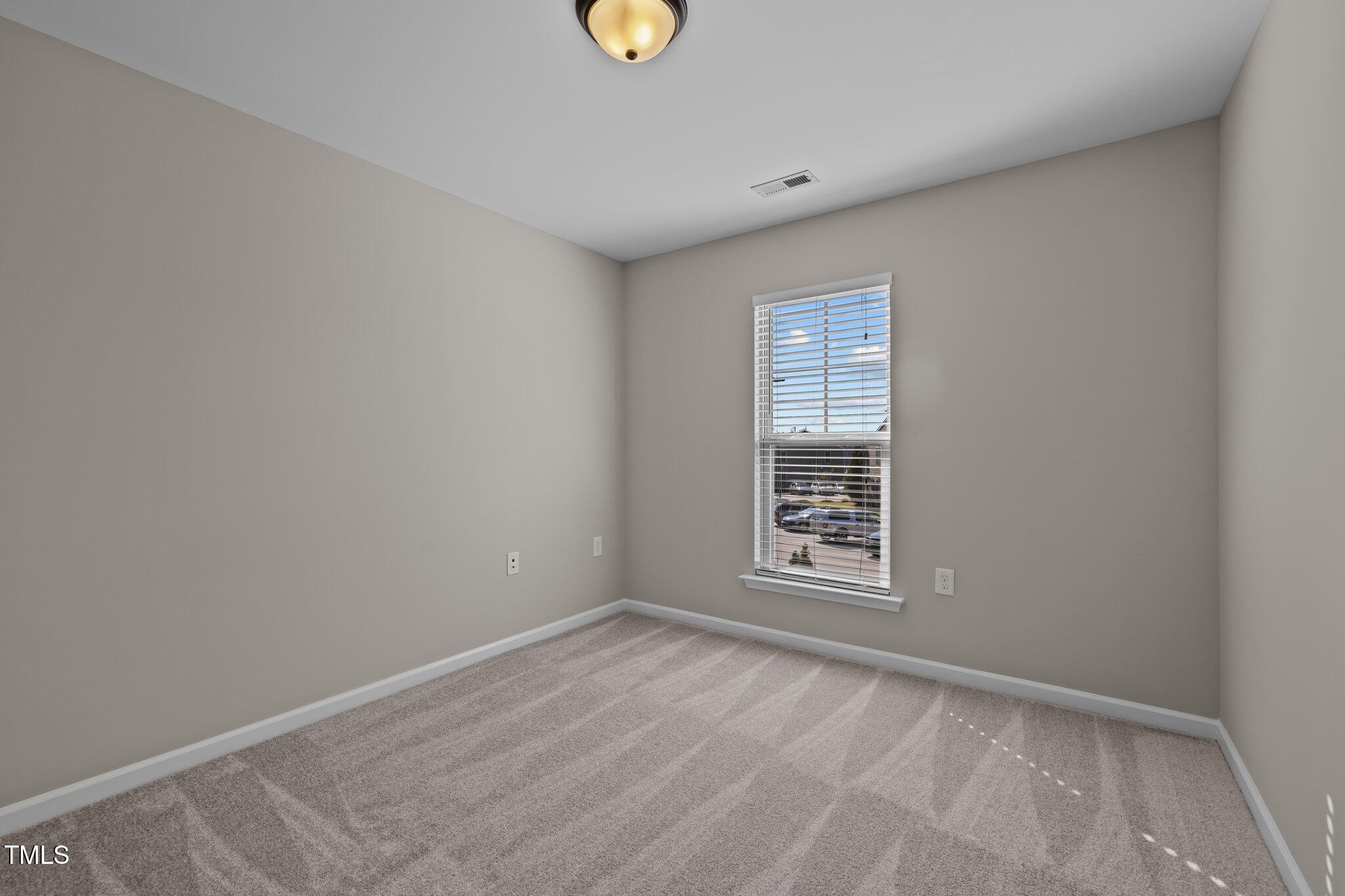 129 Brier Crossings Loop