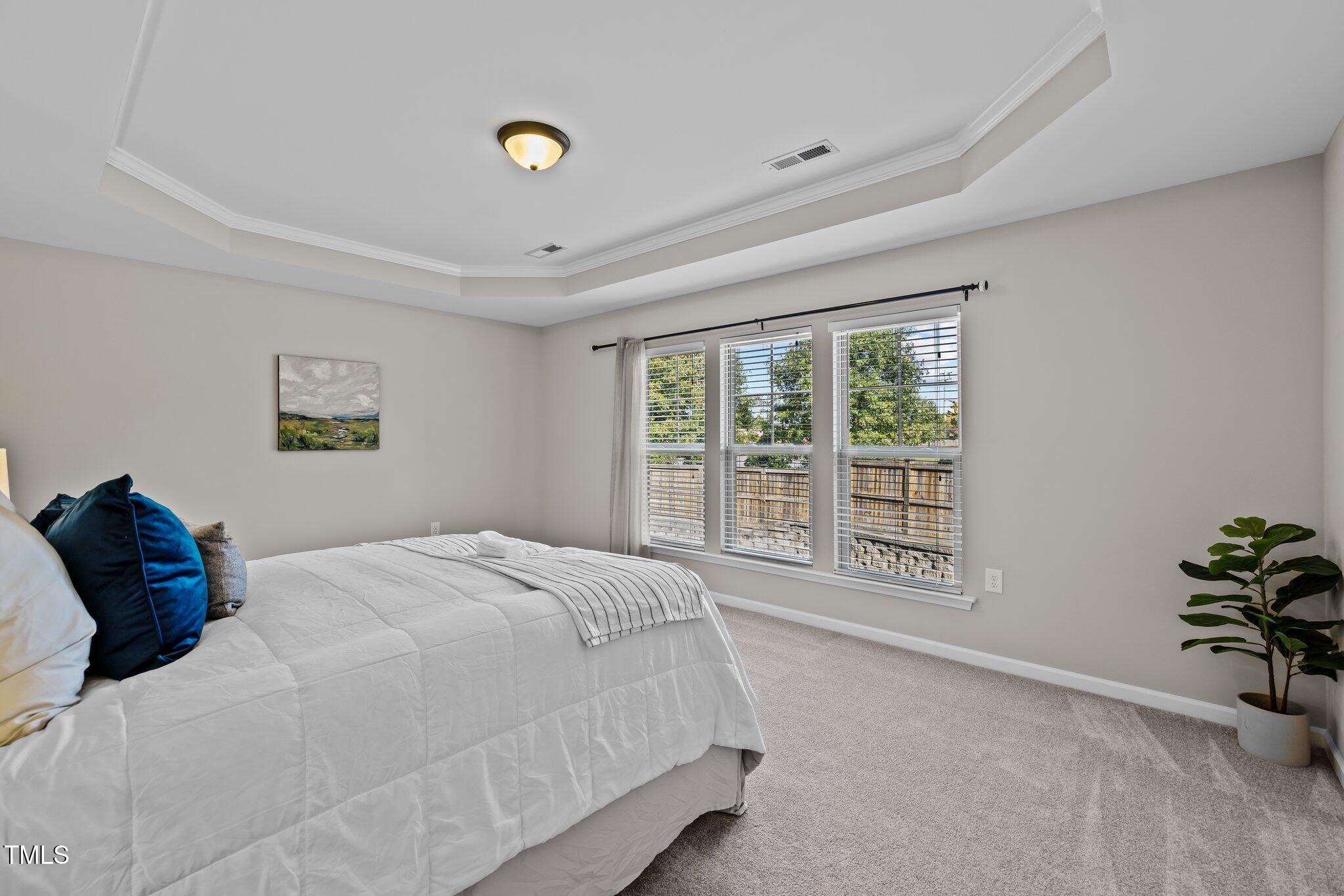 129 Brier Crossings Loop