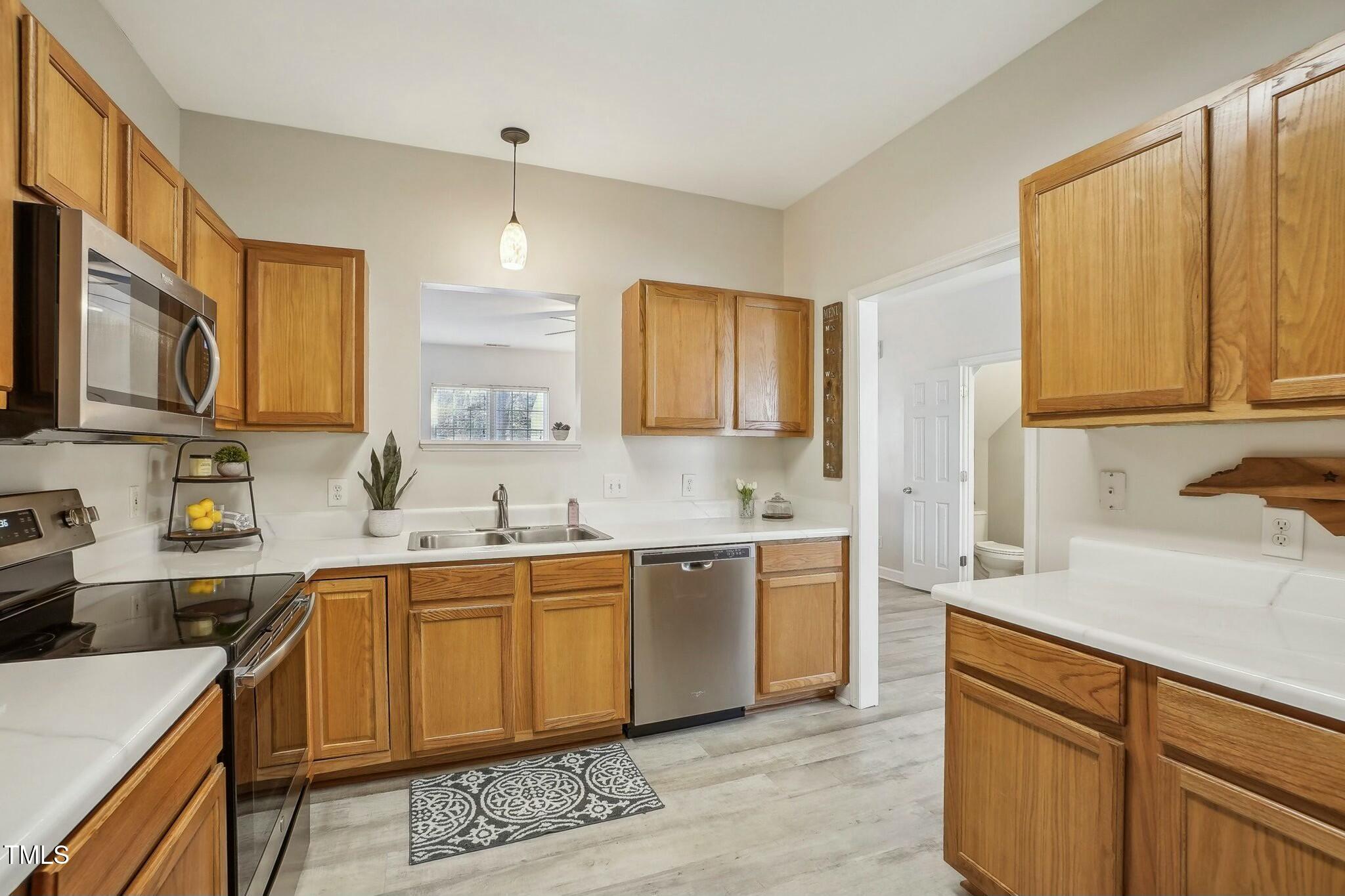 5809 Neuse Wood Drive