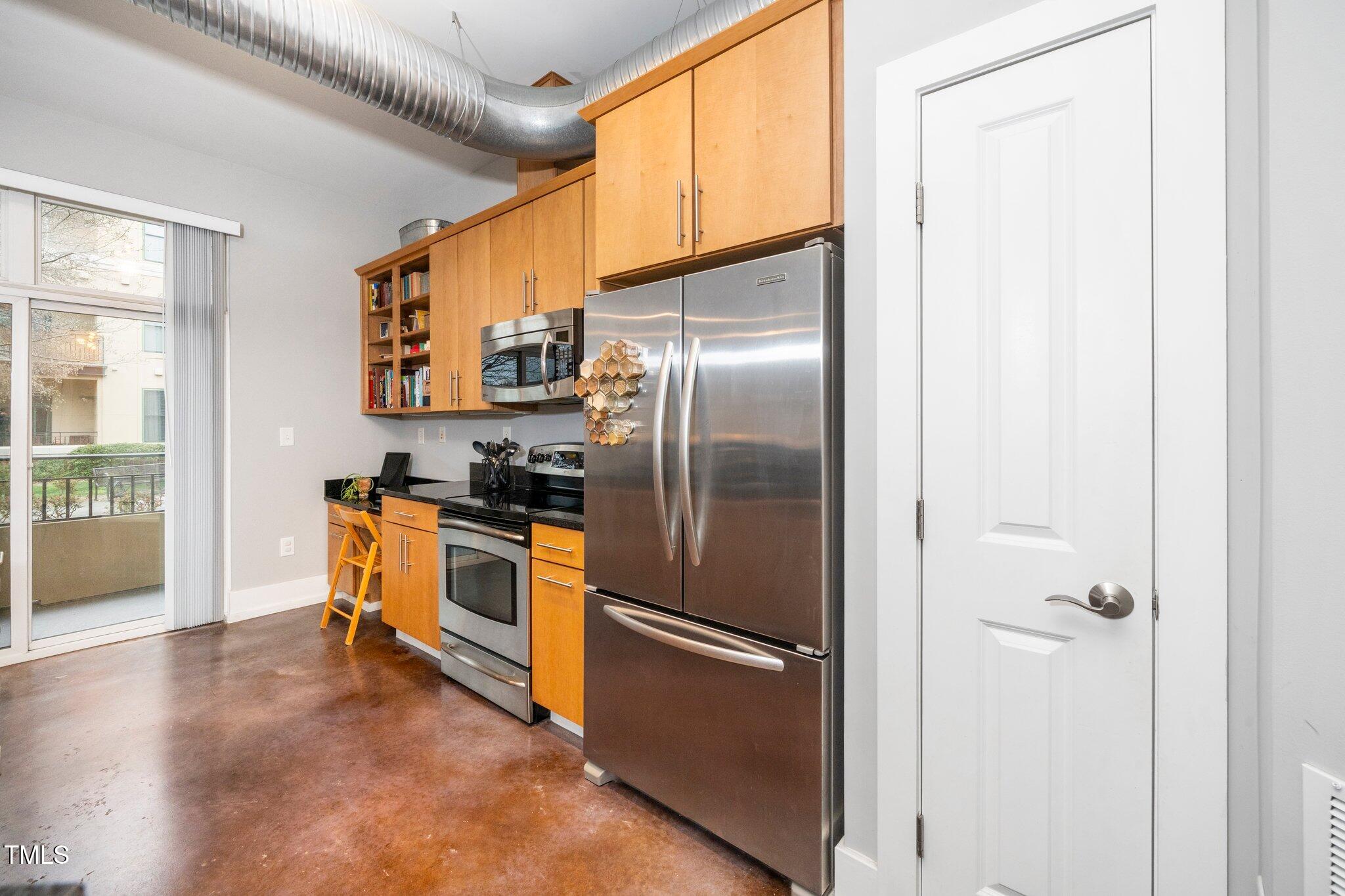 300 Finsbury # 115