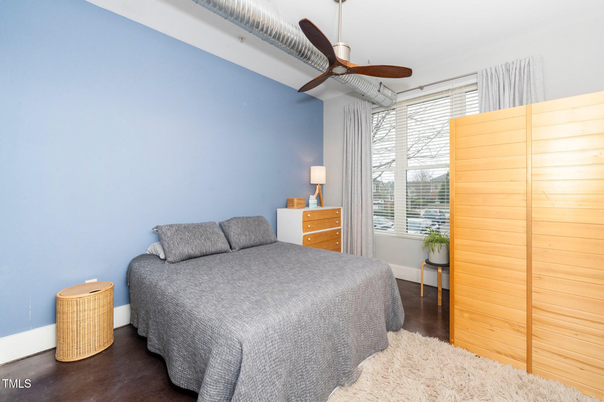 300 Finsbury # 115