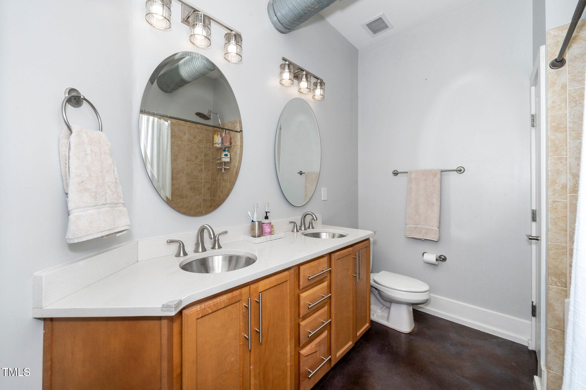 300 Finsbury # 115