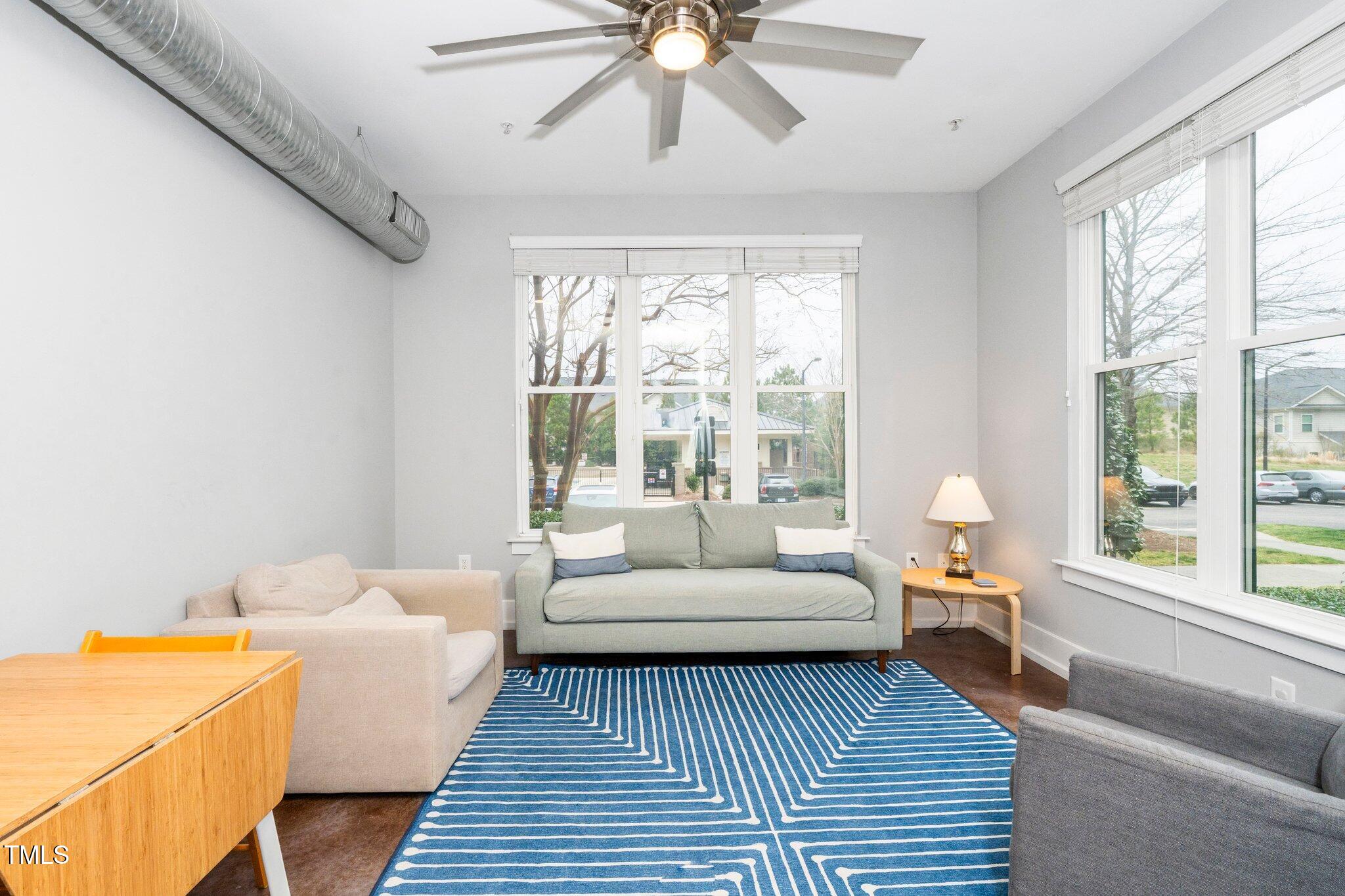 300 Finsbury # 115