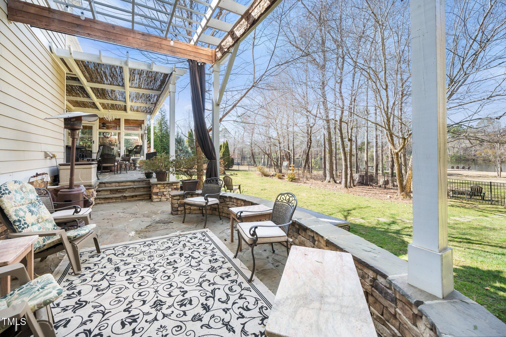 7516 Orchard Crest Court
