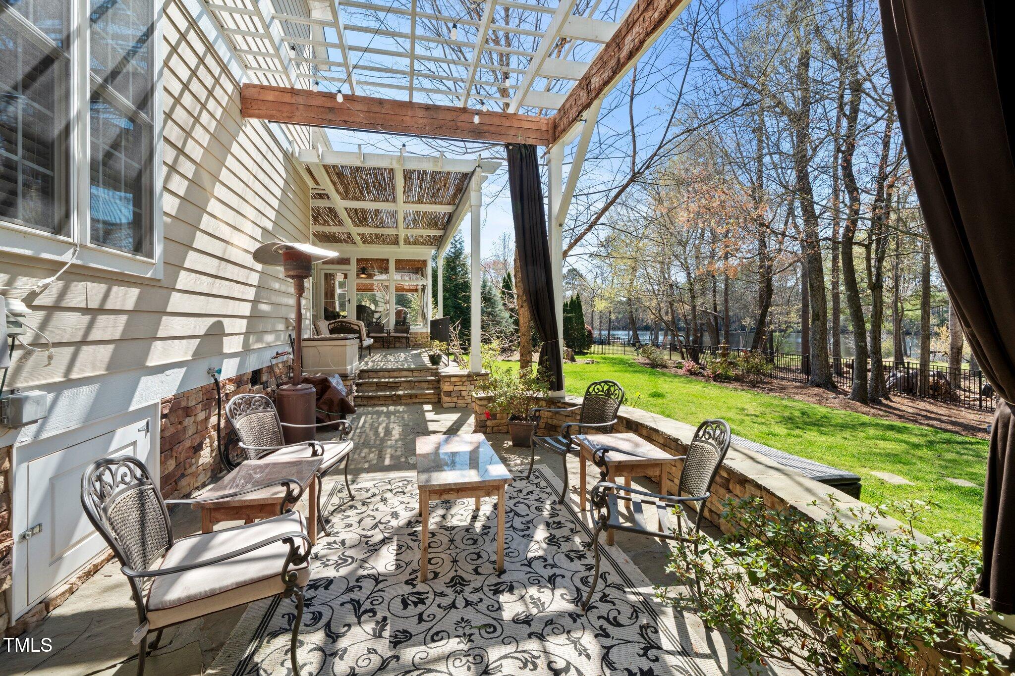 7516 Orchard Crest Court