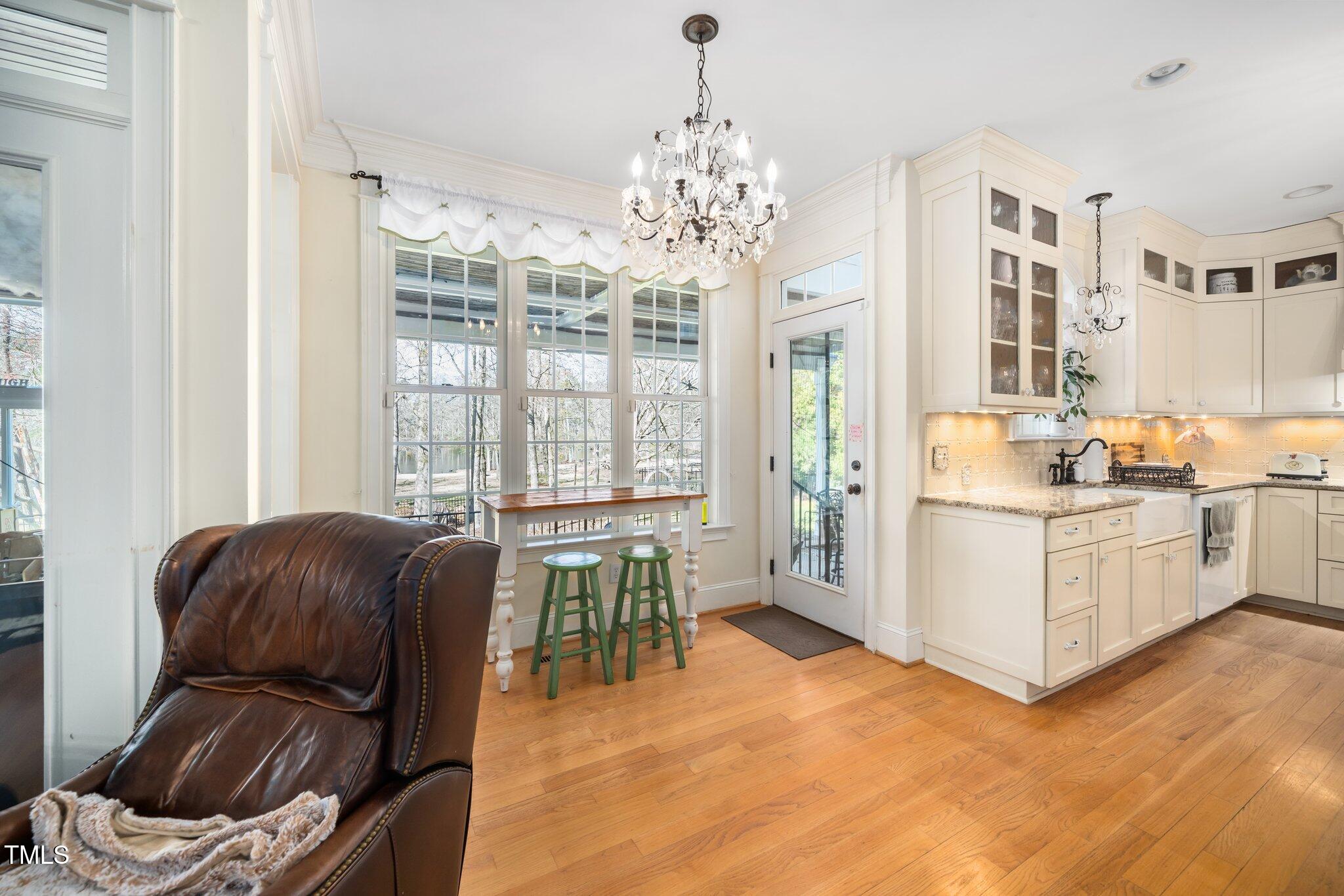 7516 Orchard Crest Court