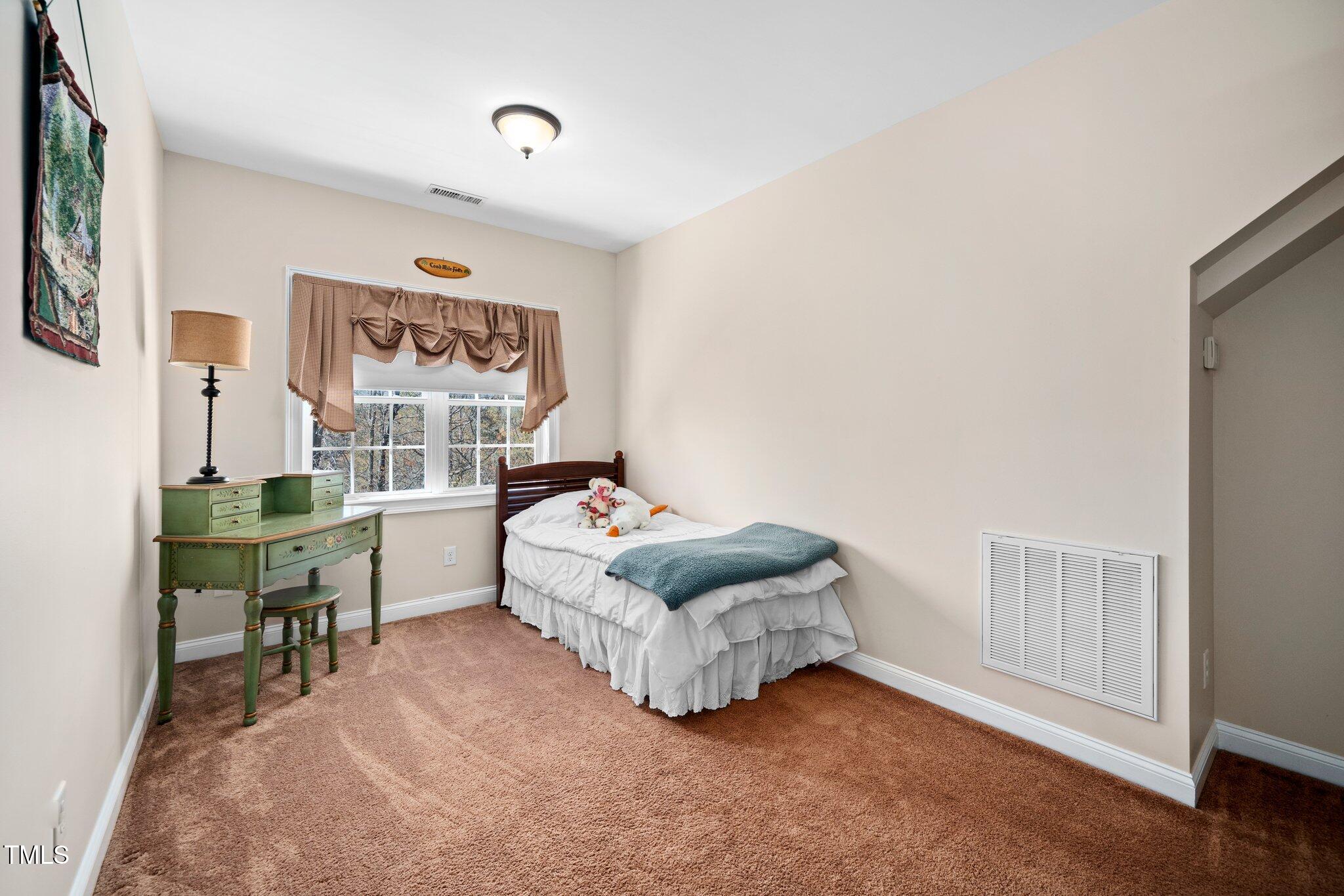 7516 Orchard Crest Court
