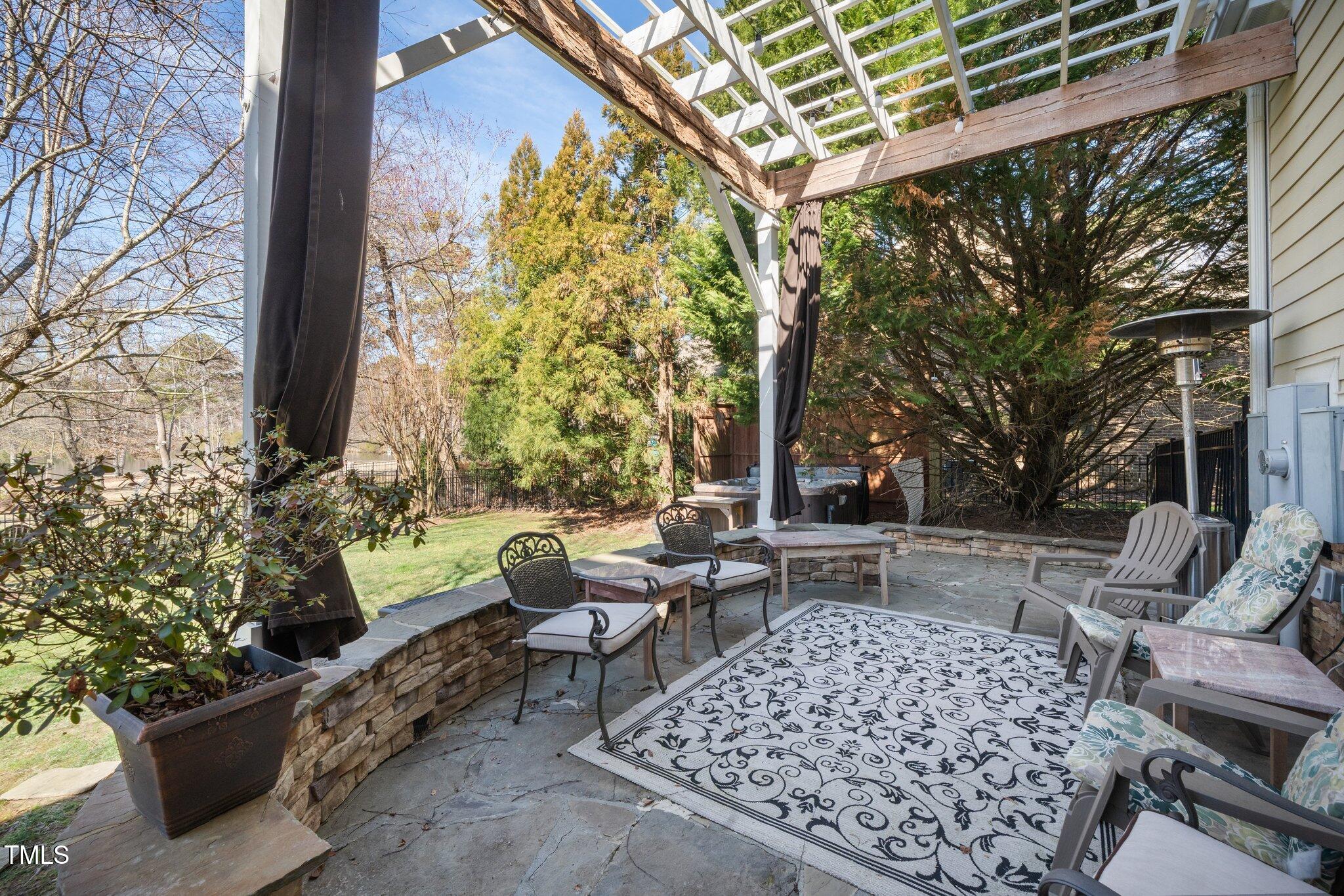 7516 Orchard Crest Court