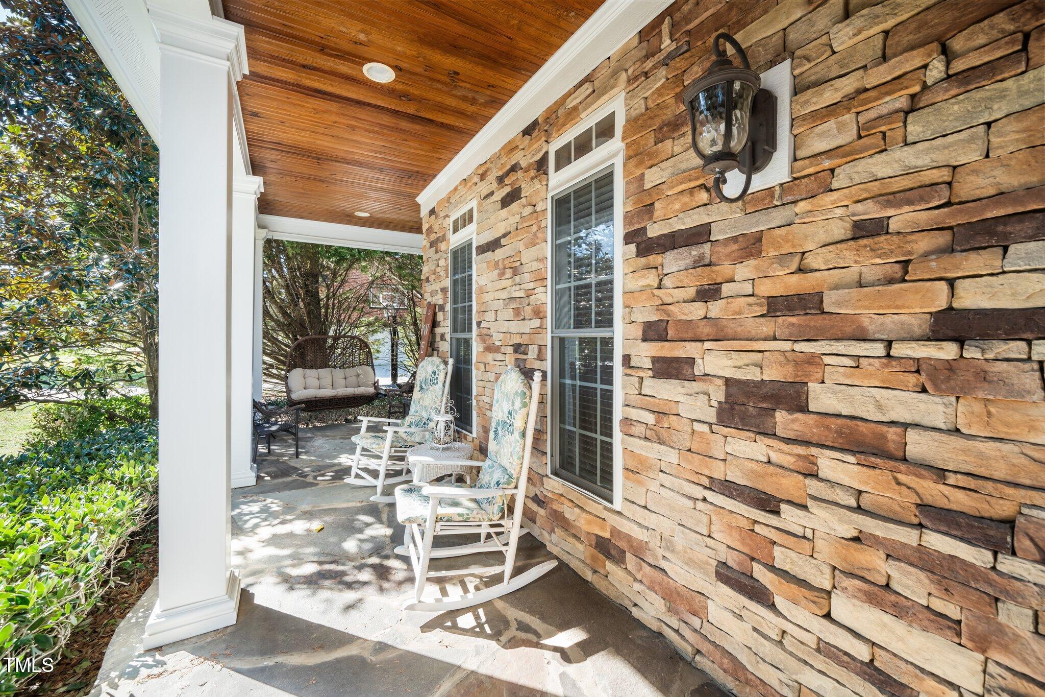 7516 Orchard Crest Court
