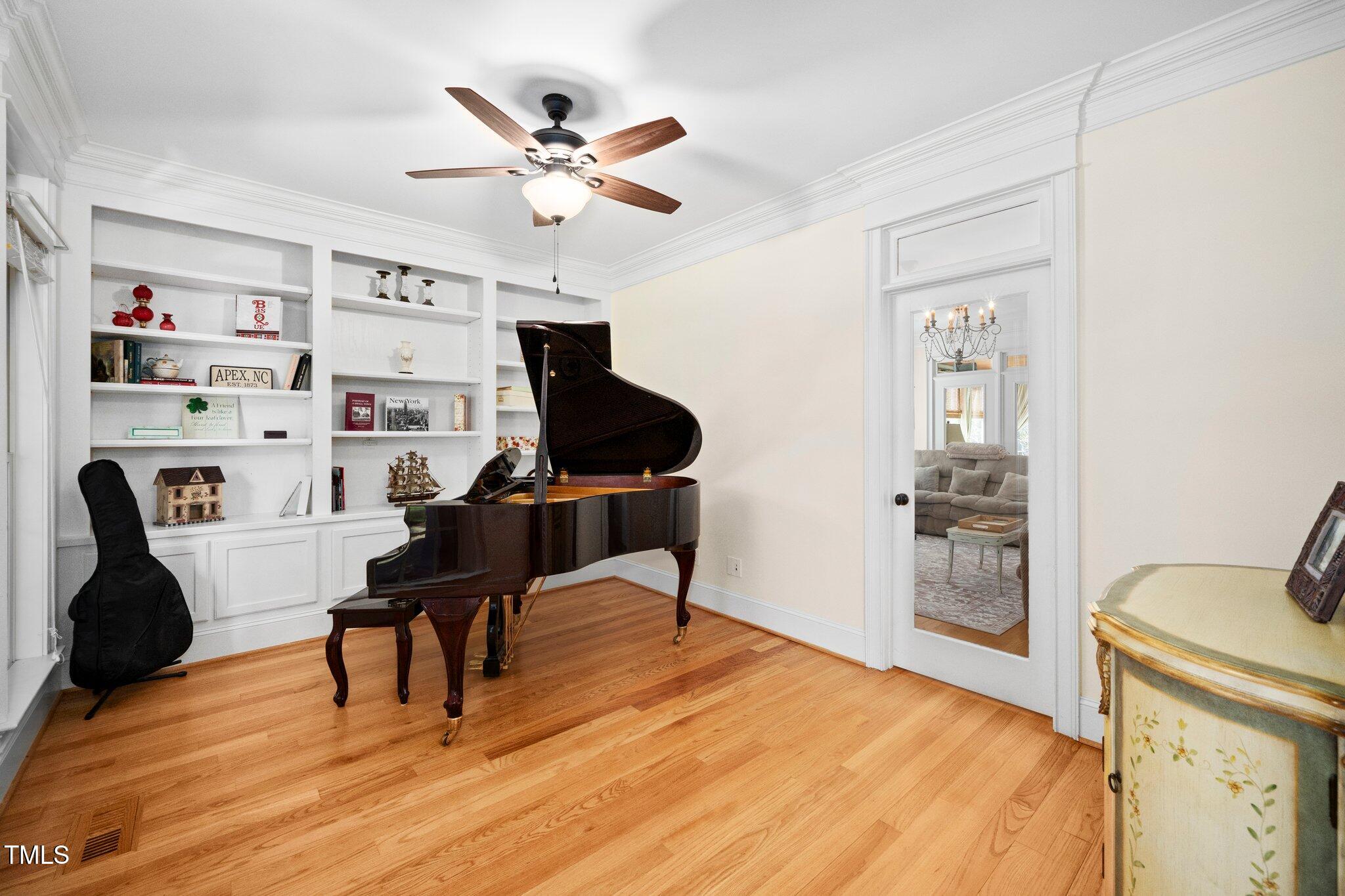 7516 Orchard Crest Court