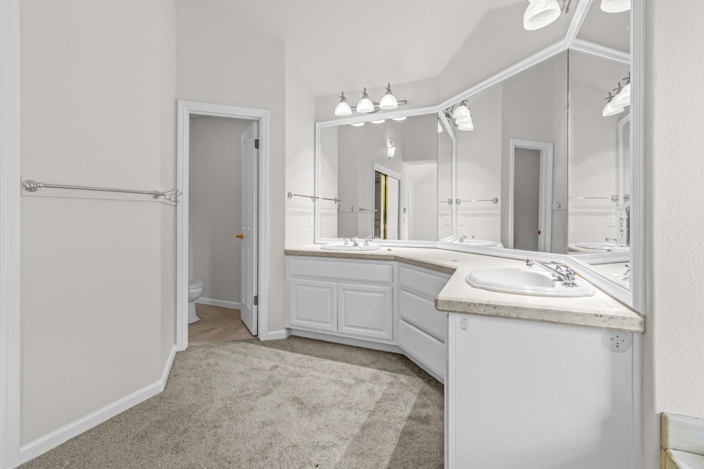 14475 Mountain Quail Road