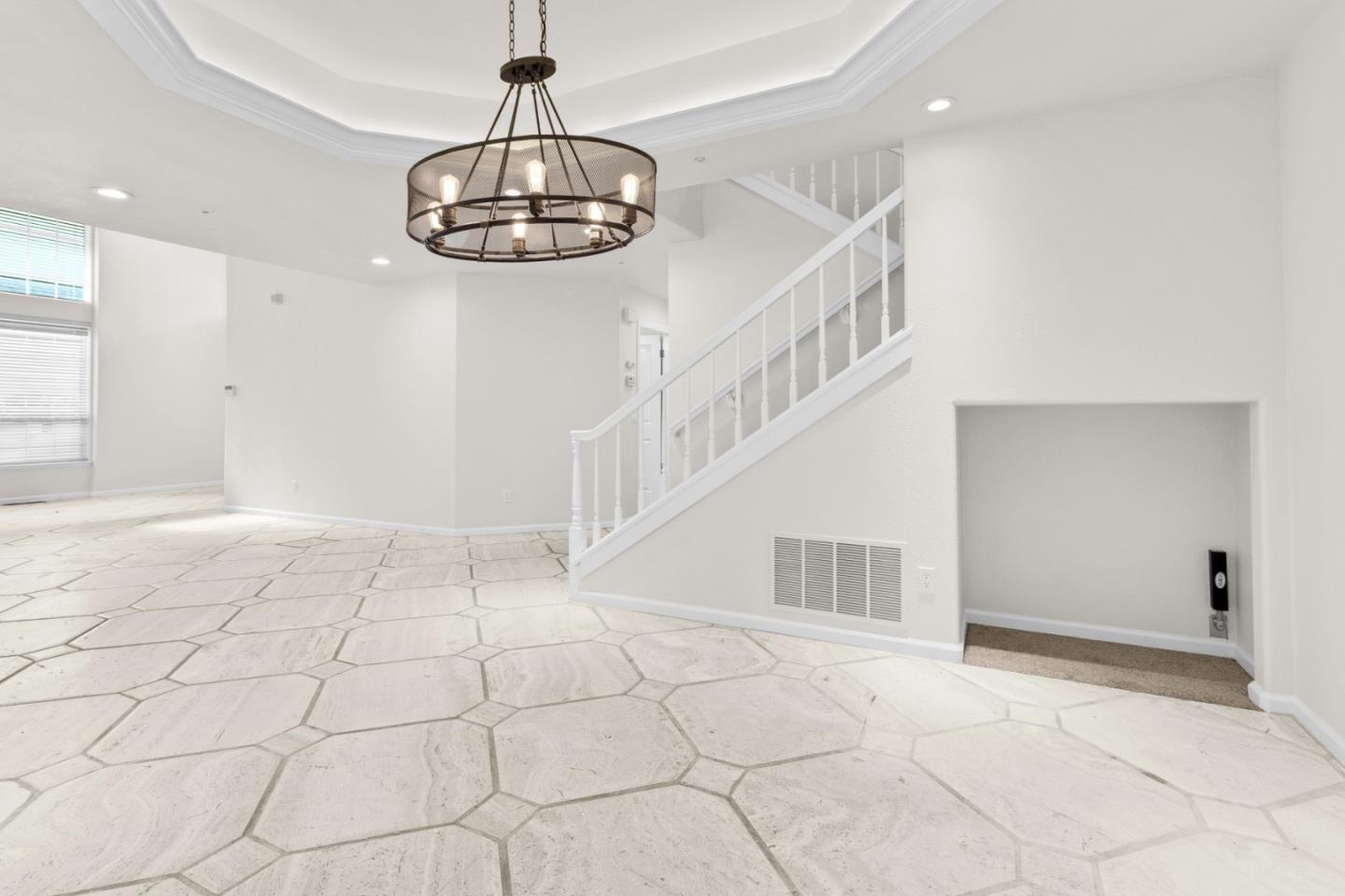 14475 Mountain Quail Road