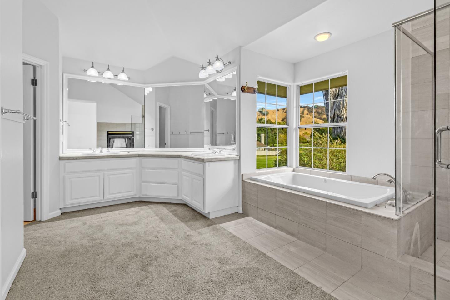 14475 Mountain Quail Road