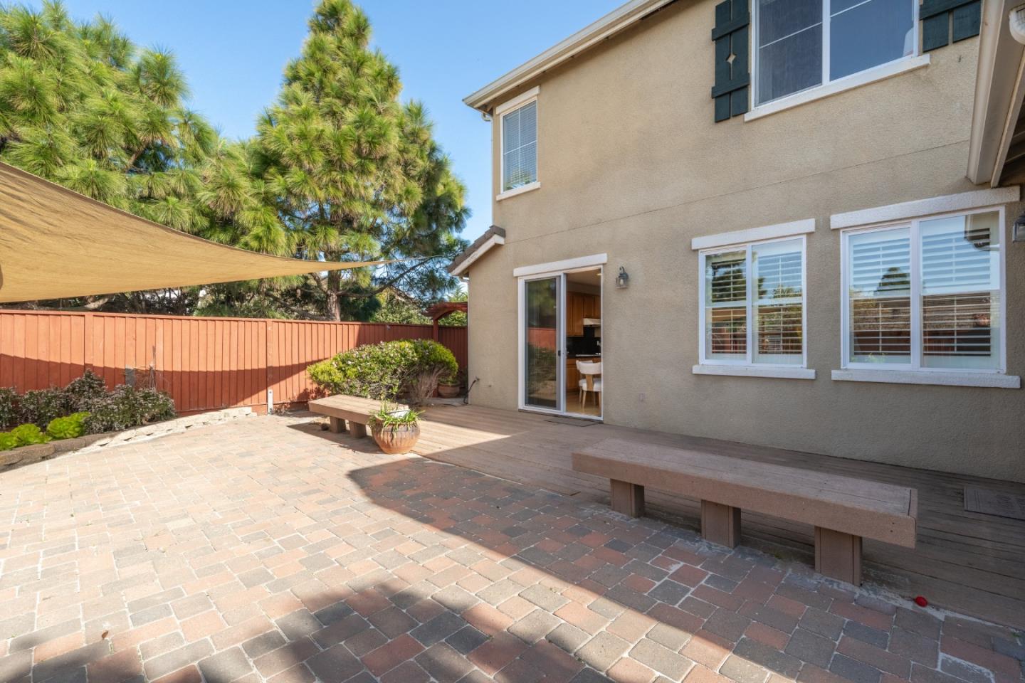 4750 Sea Crest Drive