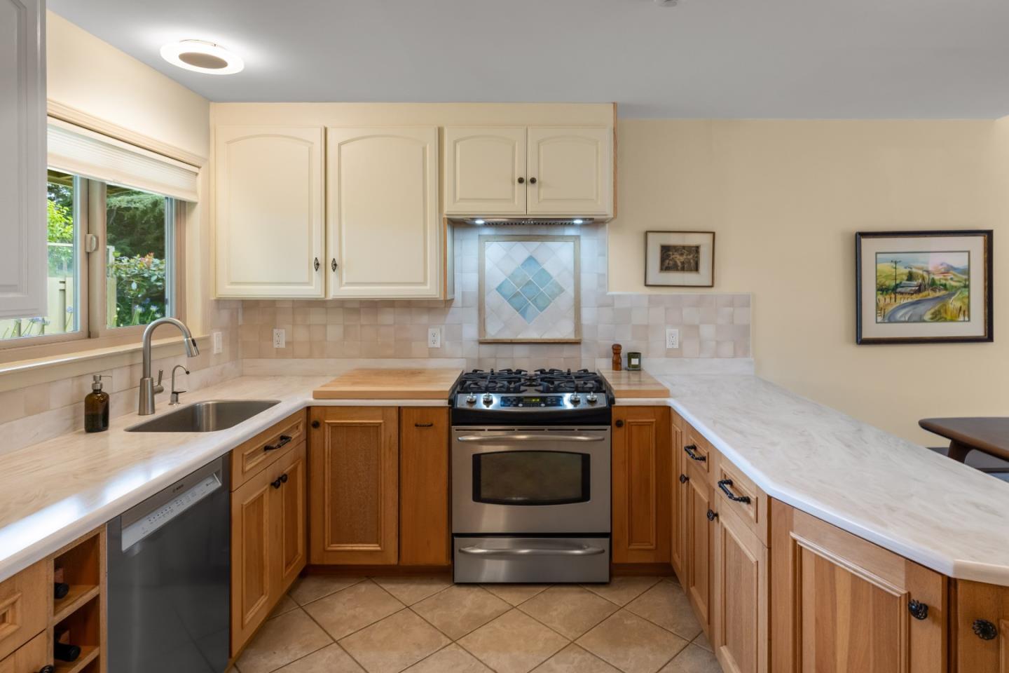 262 Hacienda Carmel 262