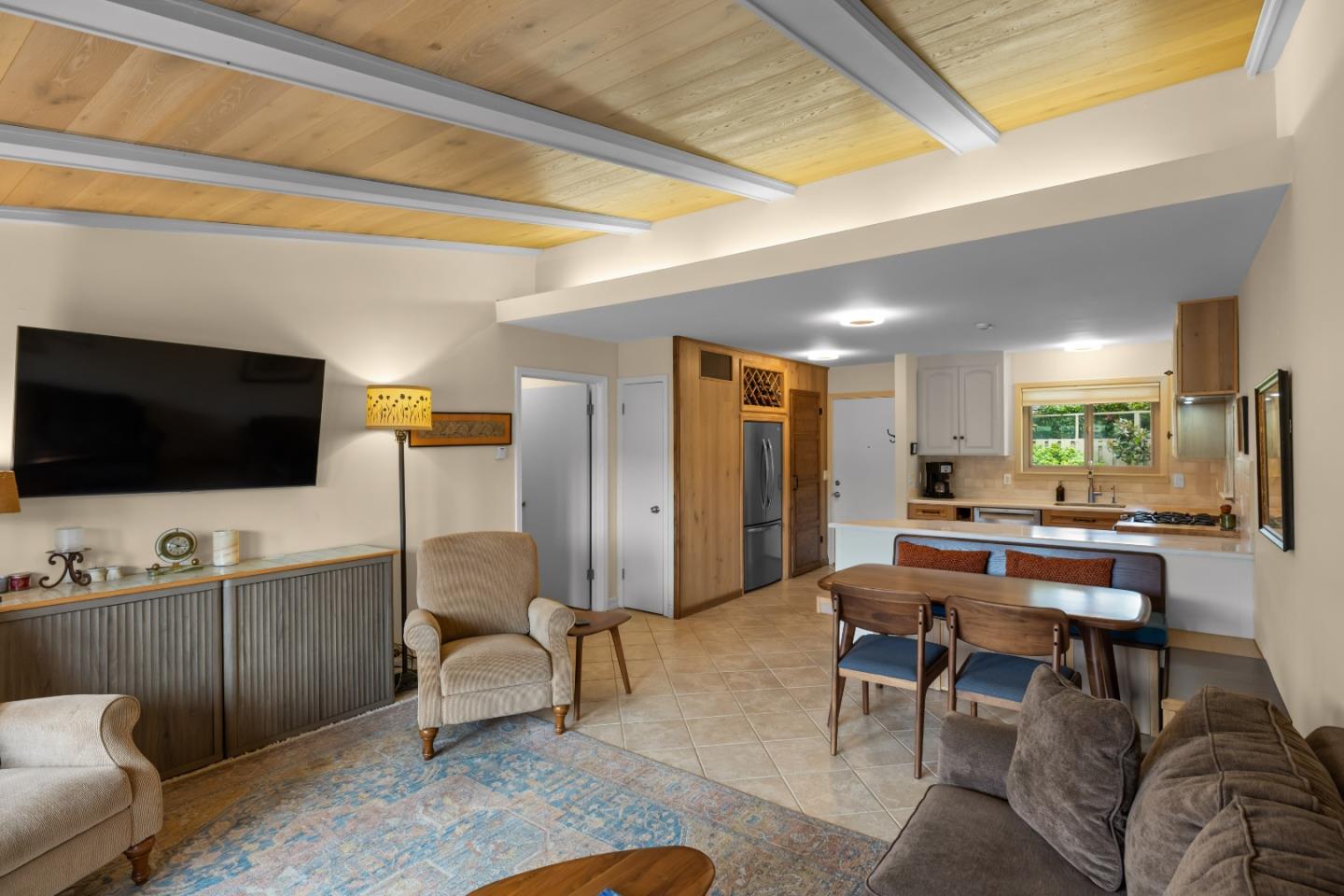 262 Hacienda Carmel 262