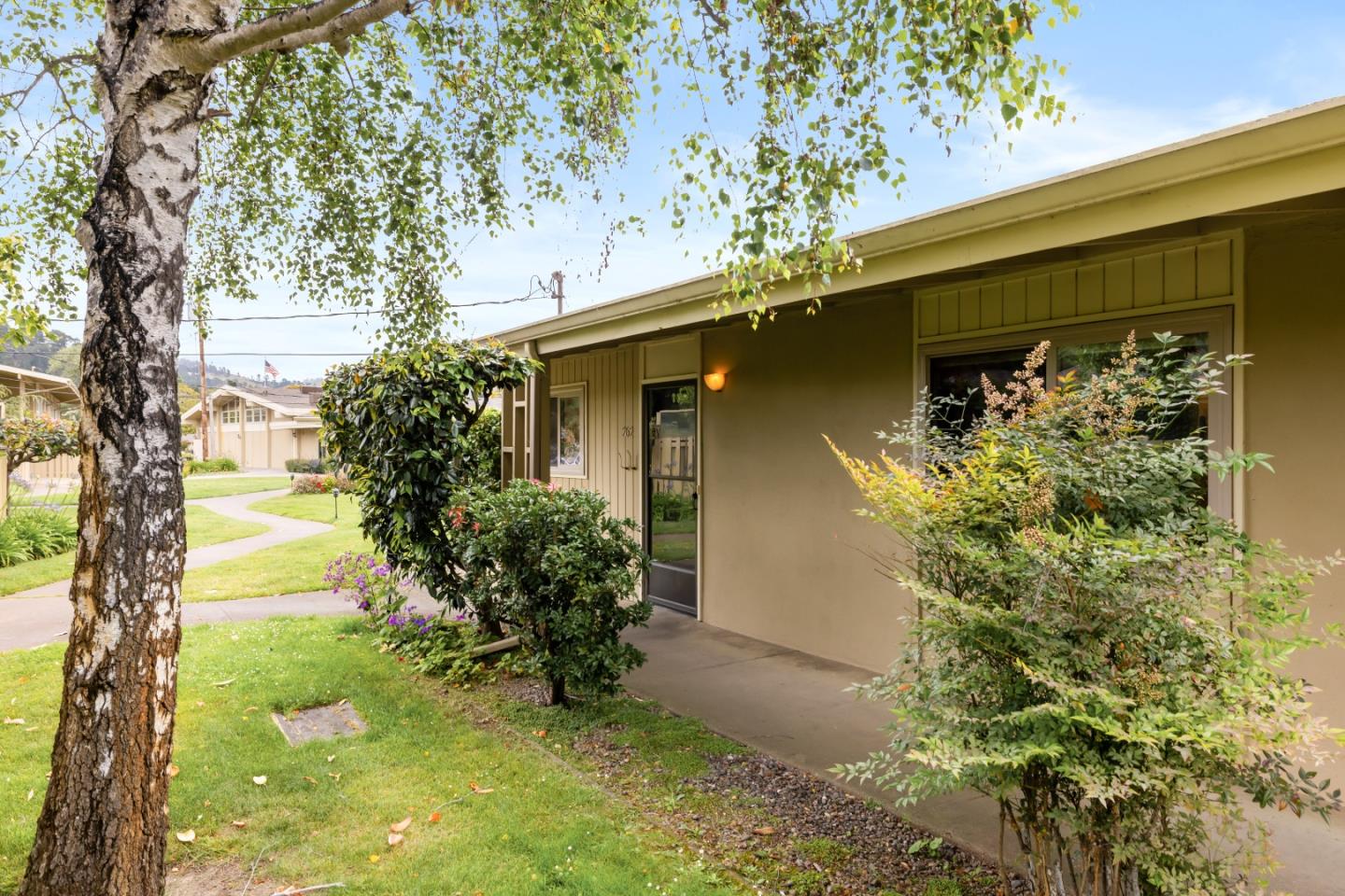 262 Hacienda Carmel 262