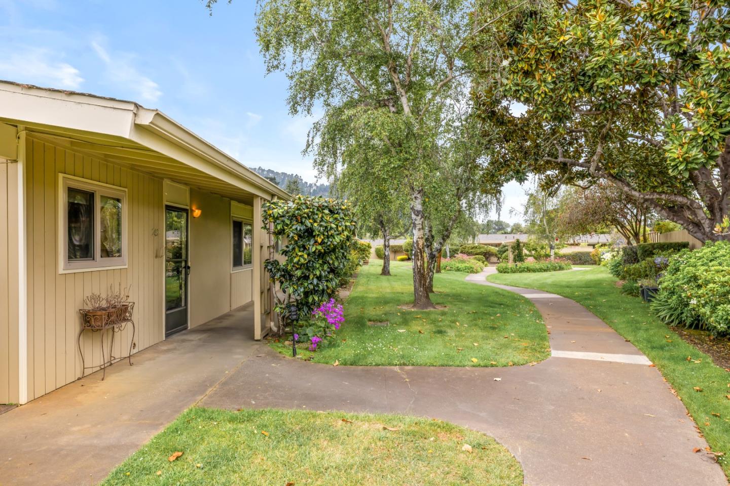 262 Hacienda Carmel 262