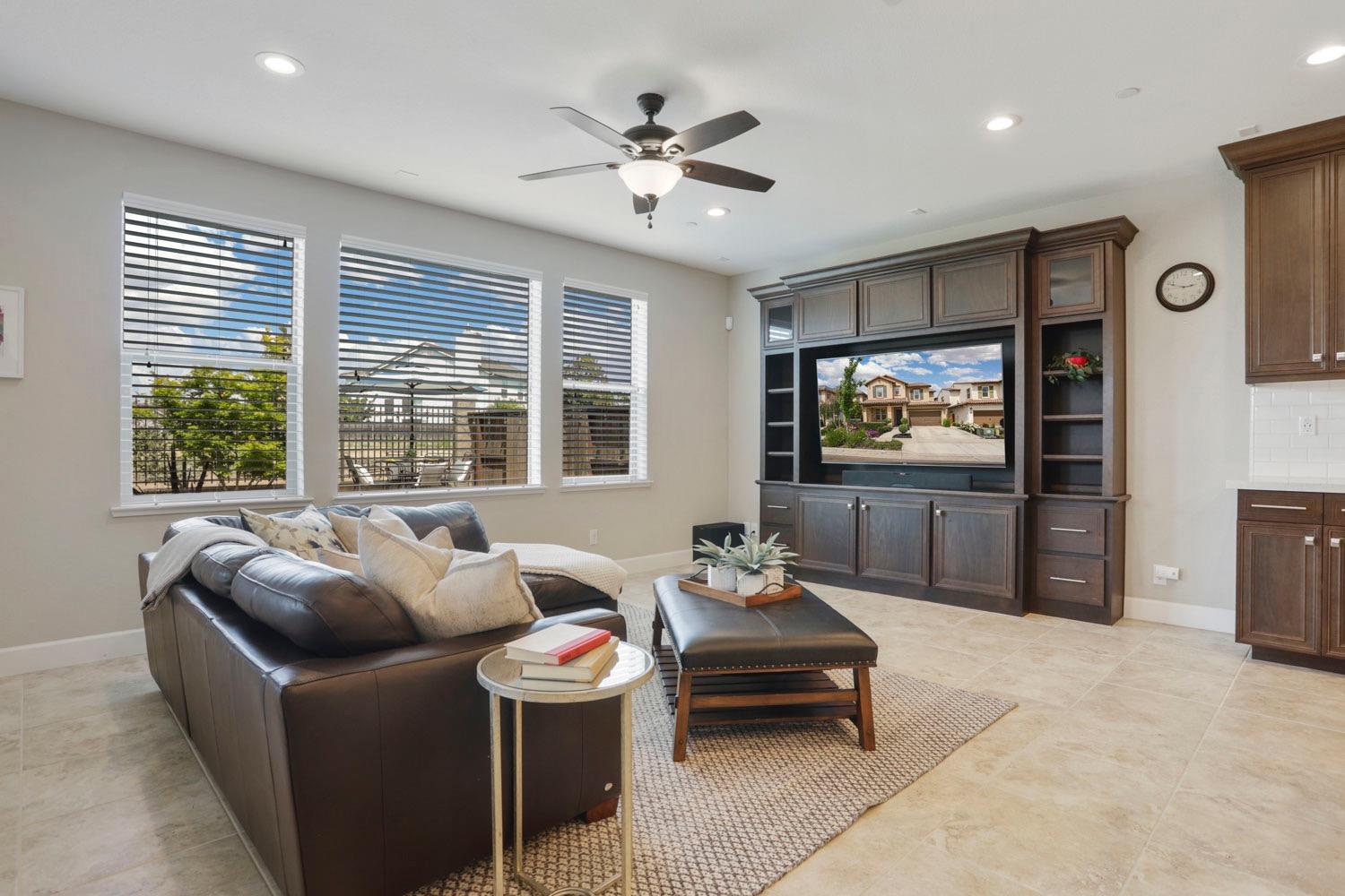 2625 Buttercup Drive