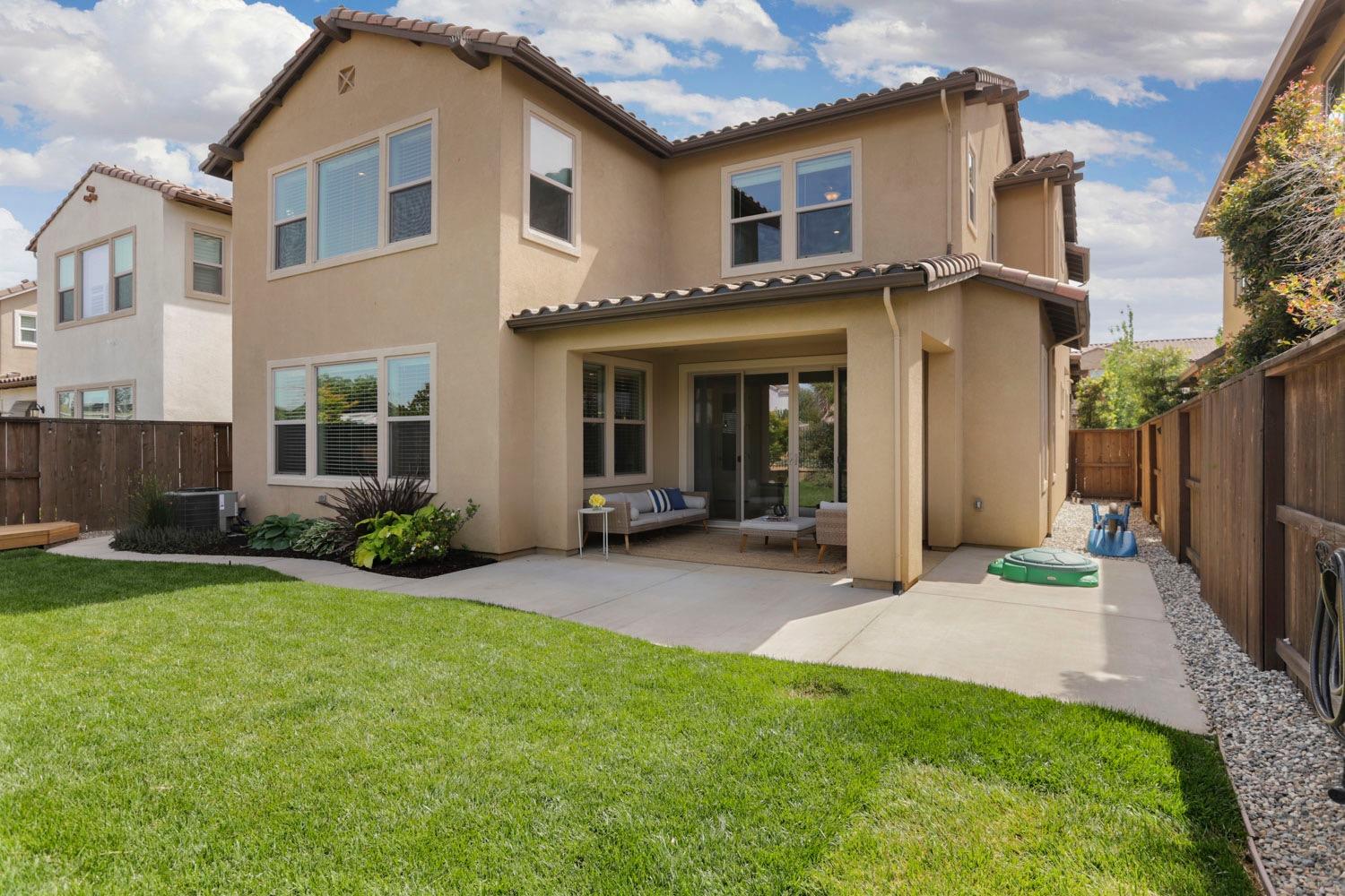 2625 Buttercup Drive