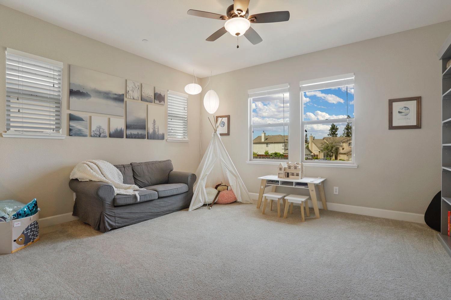 2625 Buttercup Drive