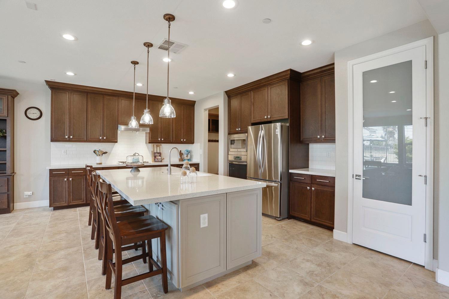 2625 Buttercup Drive