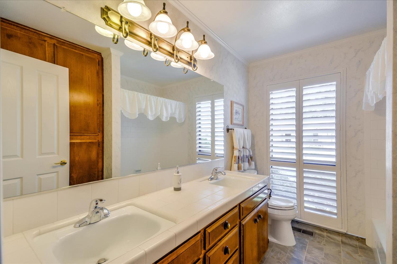 1442 Arlington Drive