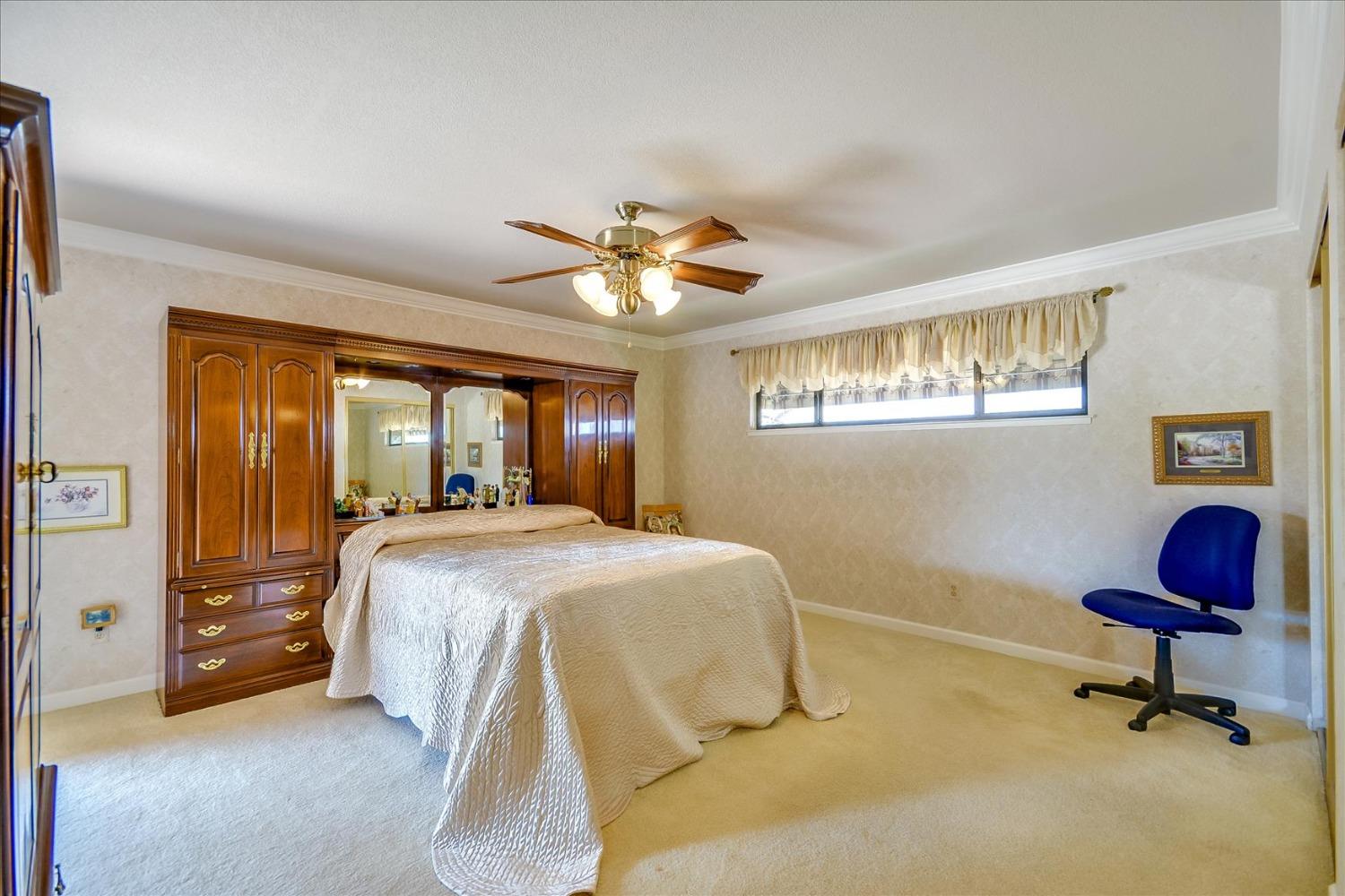 1442 Arlington Drive