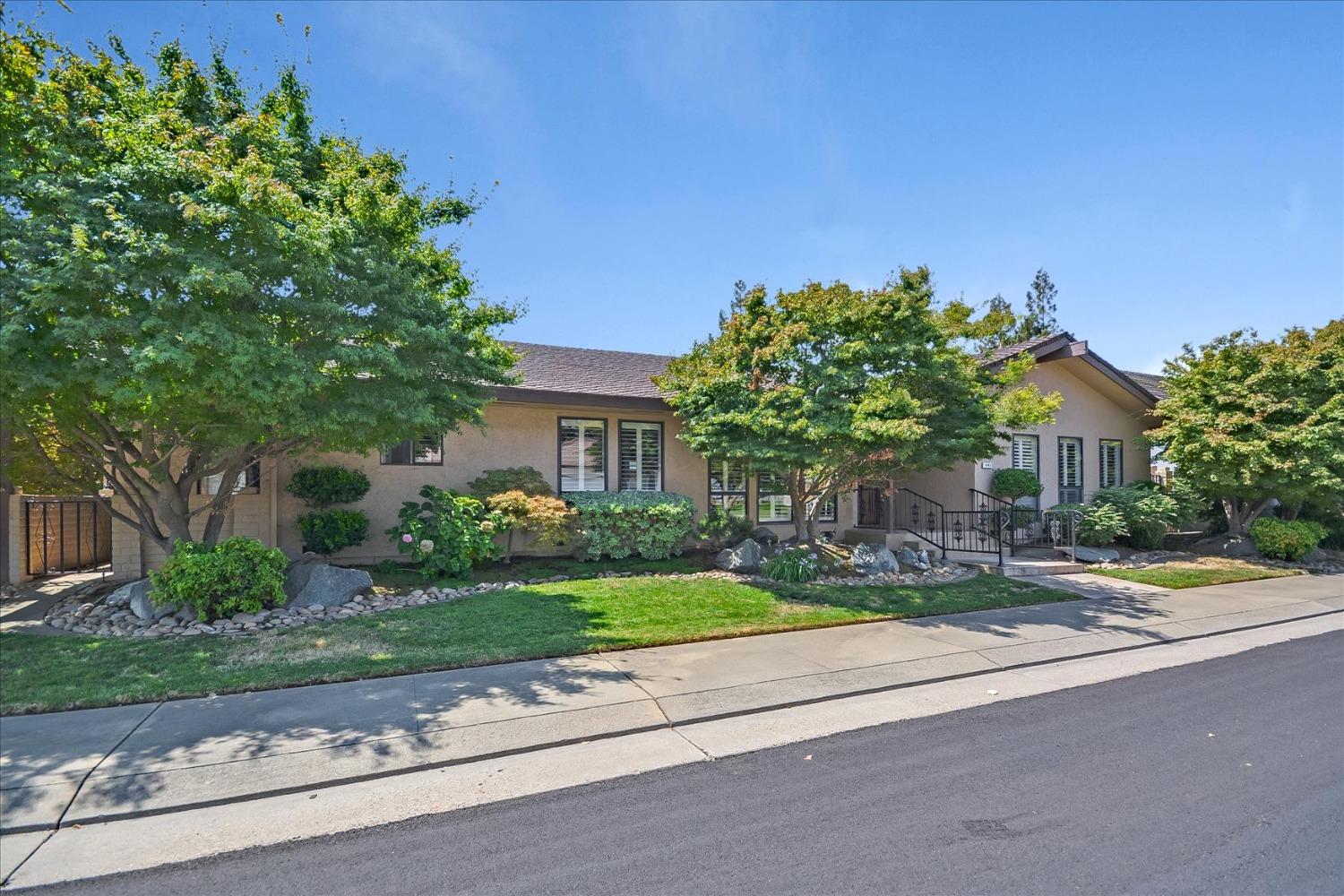 1442 Arlington Drive