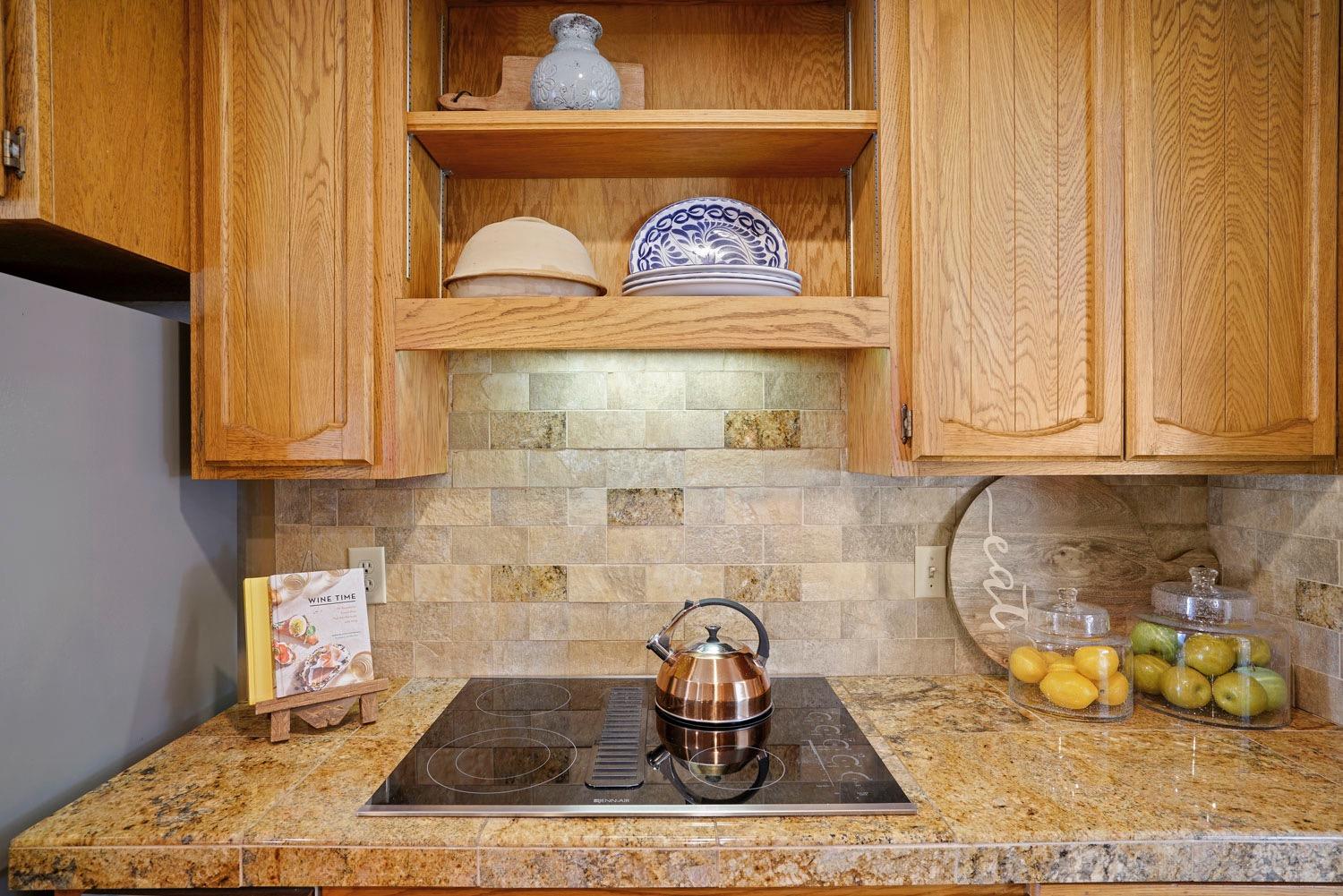 5681 Kingswood Drive