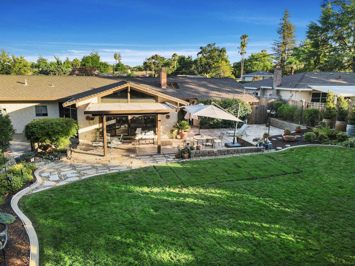 5681 Kingswood Drive