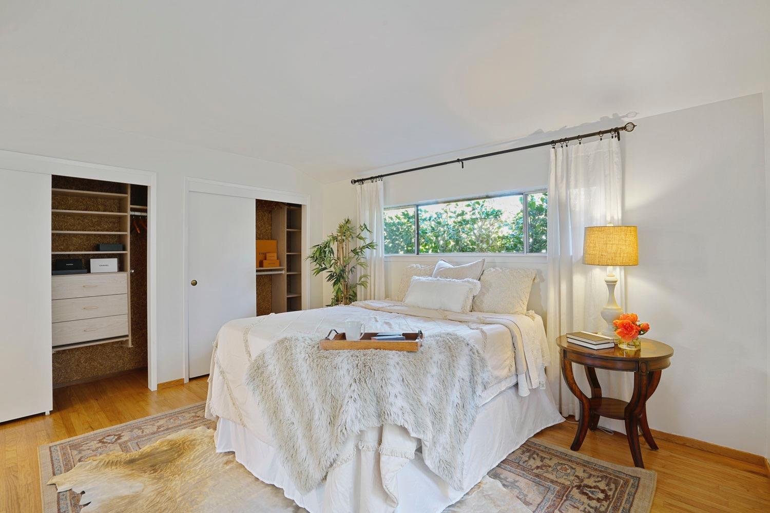 5681 Kingswood Drive