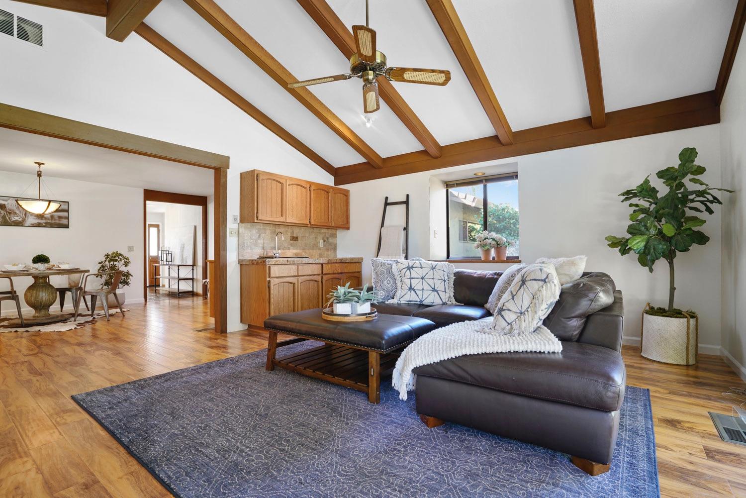 5681 Kingswood Drive