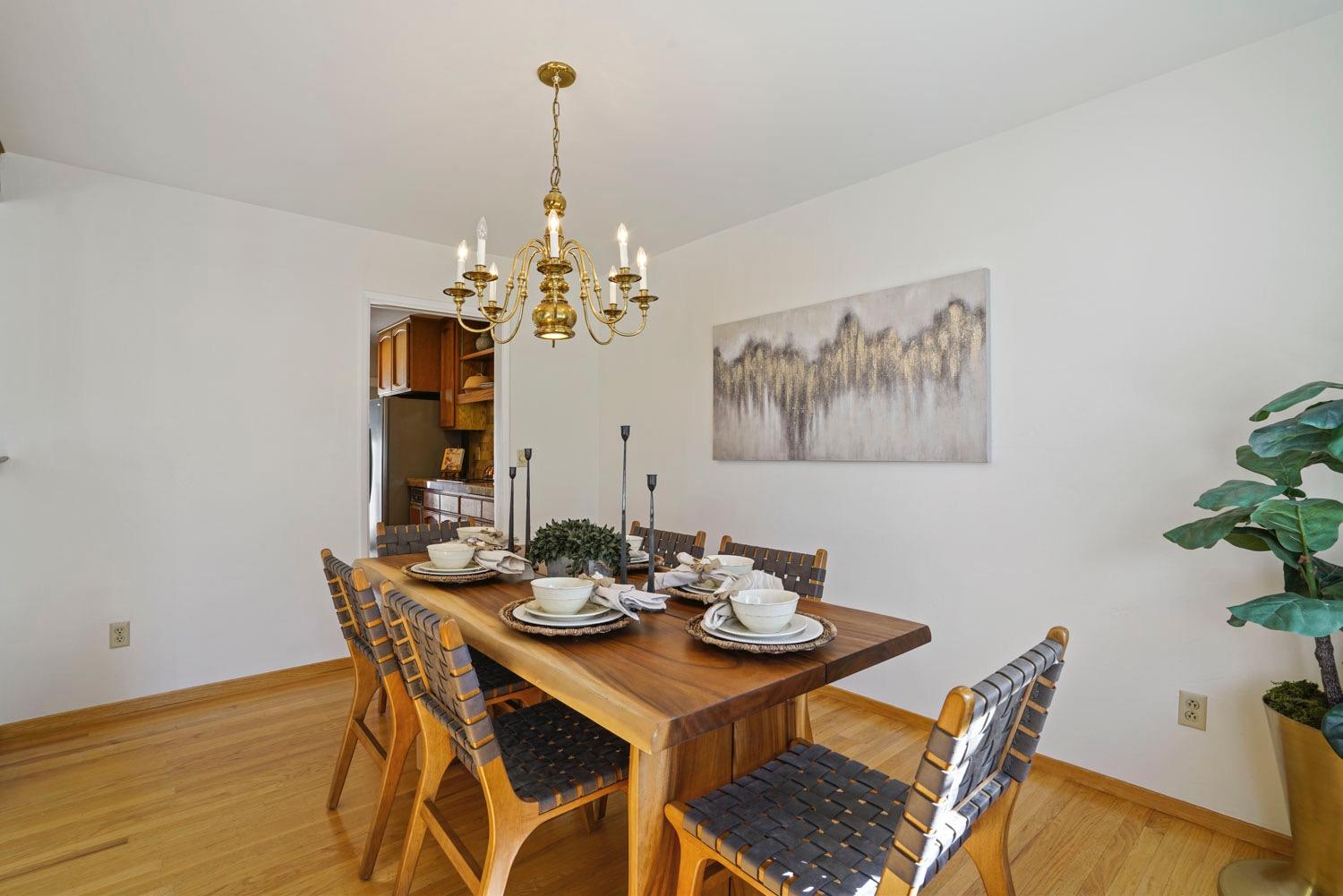 5681 Kingswood Drive