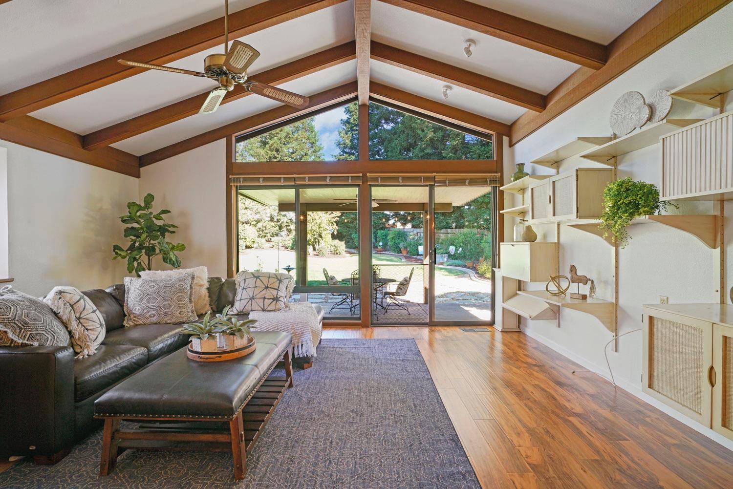 5681 Kingswood Drive